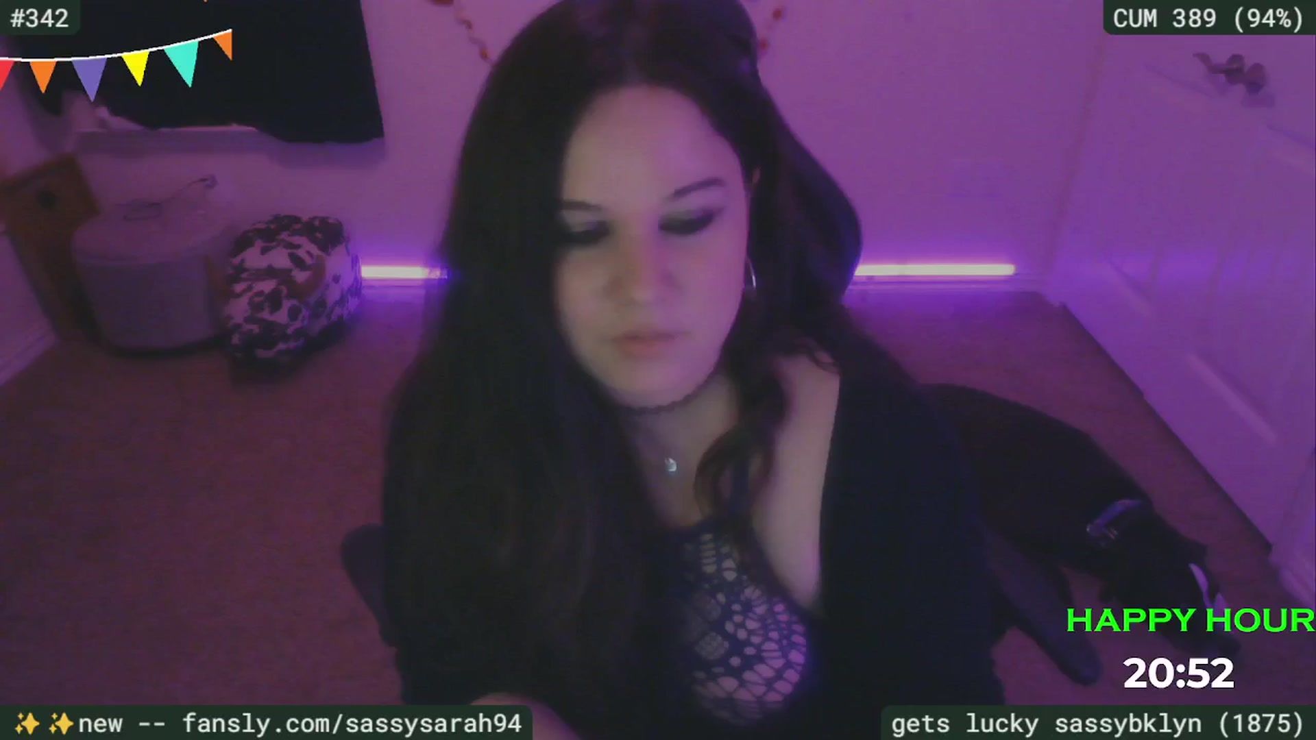 Gallery image thumbnail from SassySarah94's myfreecams stream on, 03/29/2025, 03:57 image 15 of 20