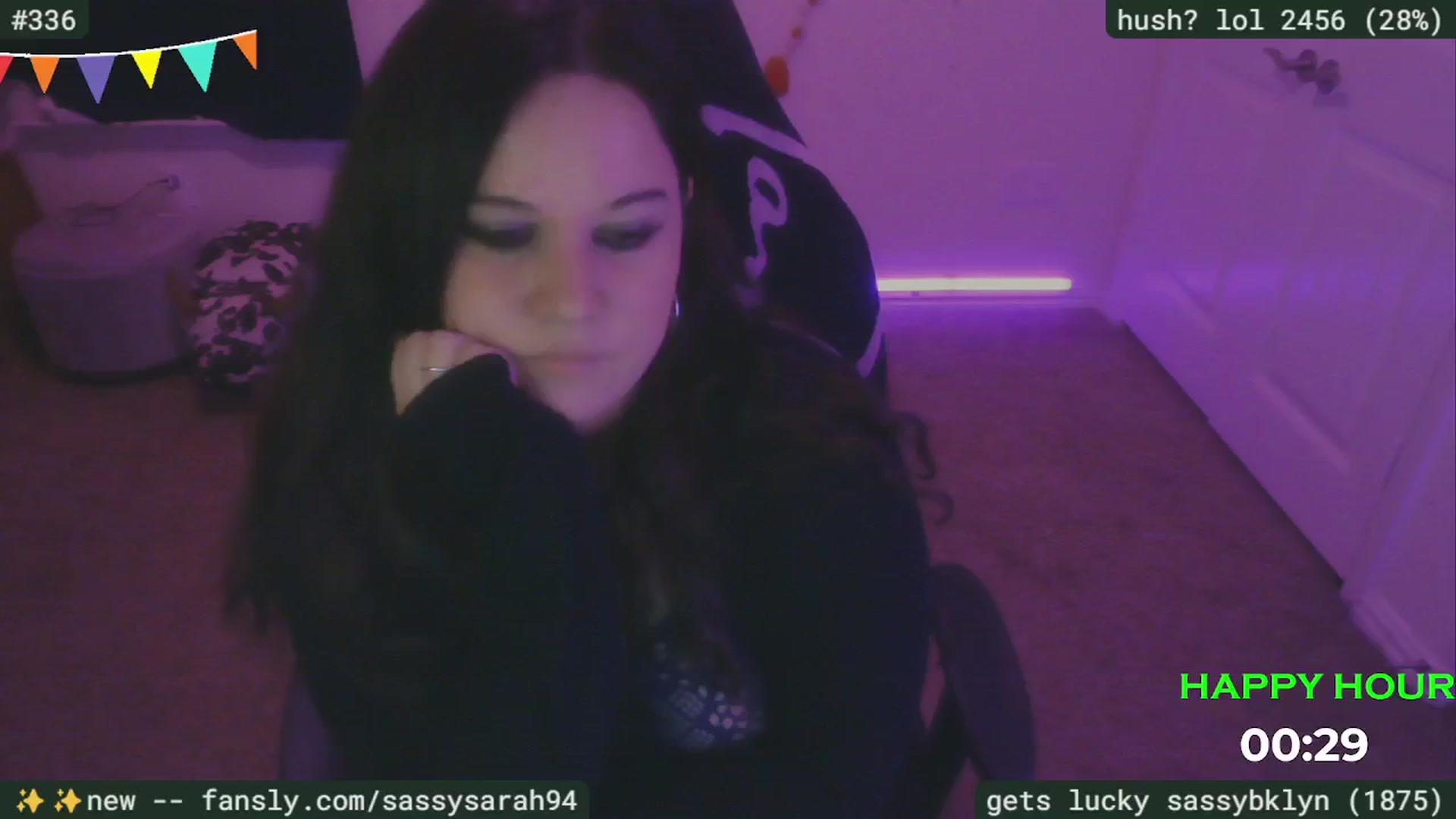 Gallery image thumbnail from SassySarah94's myfreecams stream on, 03/29/2025, 04:48 image 8 of 20