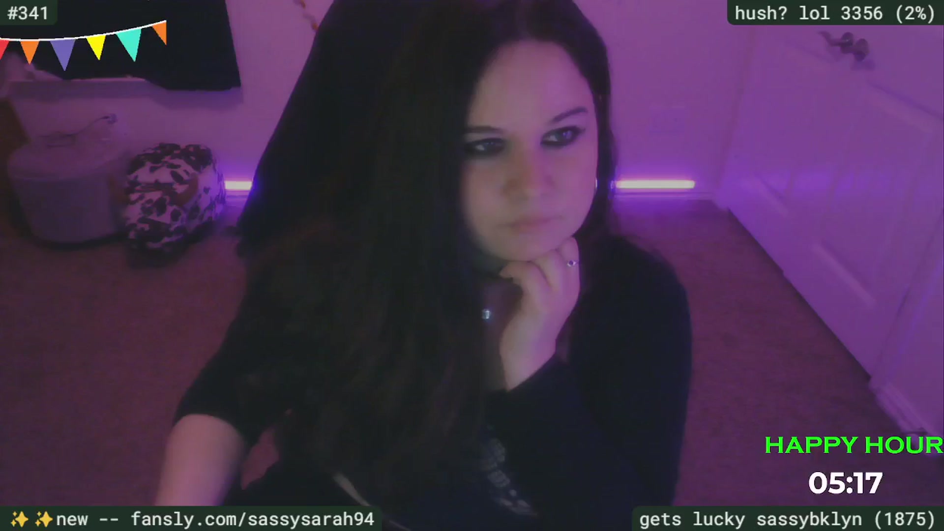Gallery image thumbnail from SassySarah94's myfreecams stream on, 03/29/2025, 04:48 image 4 of 20