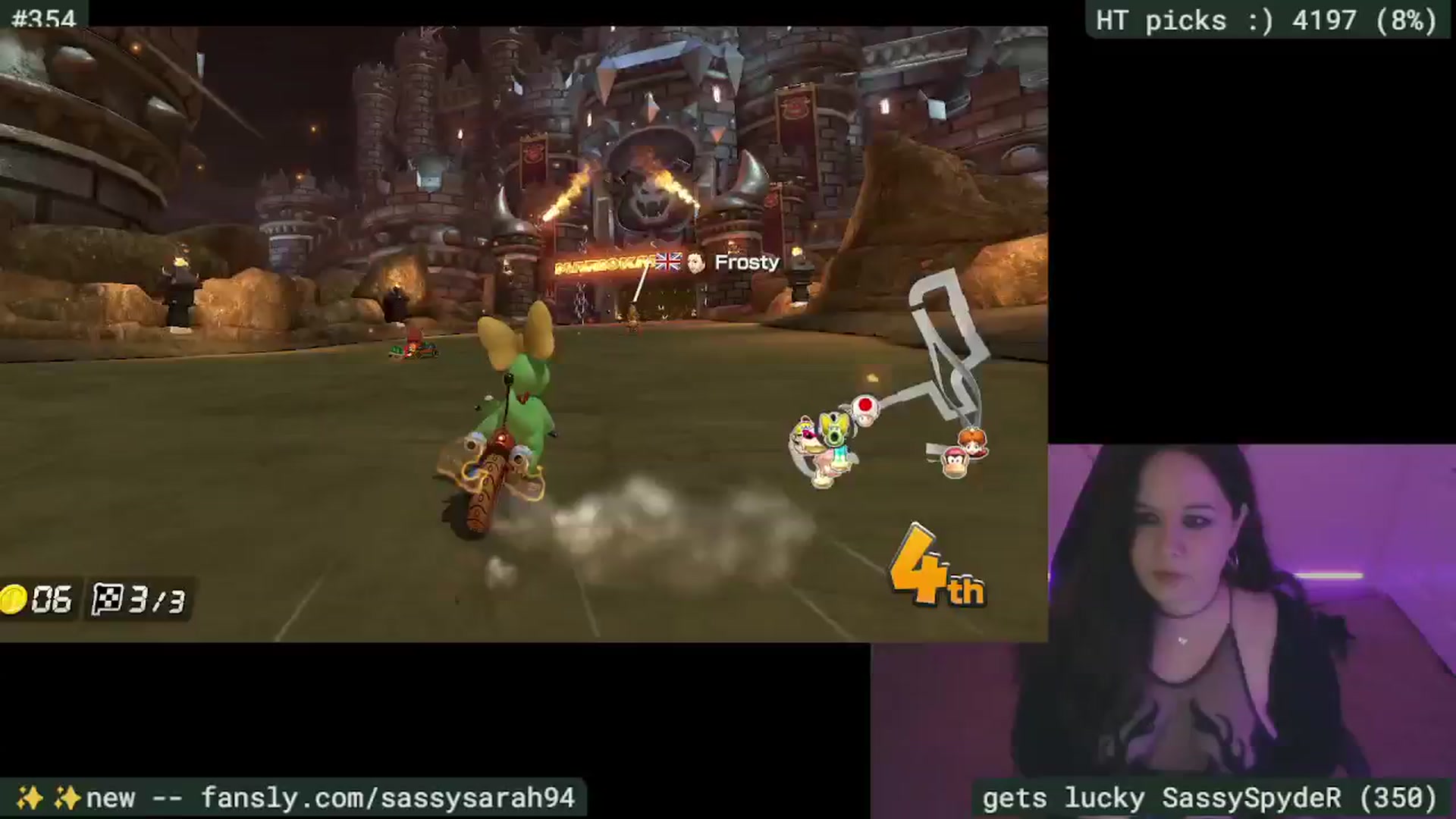 Gallery image thumbnail from SassySarah94's myfreecams stream on, 03/30/2025, 03:01 image 12 of 20