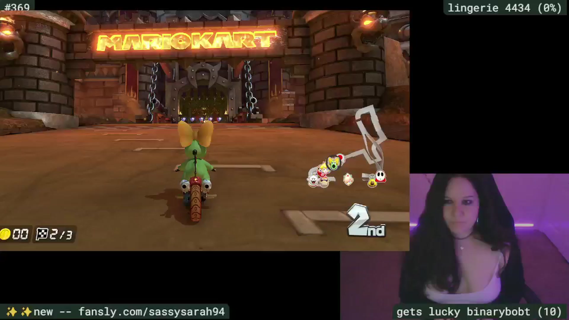 Gallery image thumbnail from SassySarah94's myfreecams stream on, 03/31/2025, 05:45 image 10 of 20