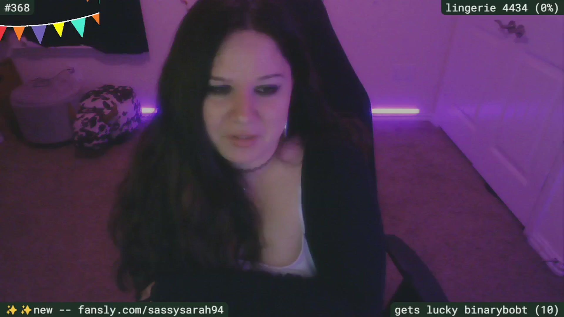 Gallery image thumbnail from SassySarah94's myfreecams stream on, 03/31/2025, 05:45 image 5 of 20