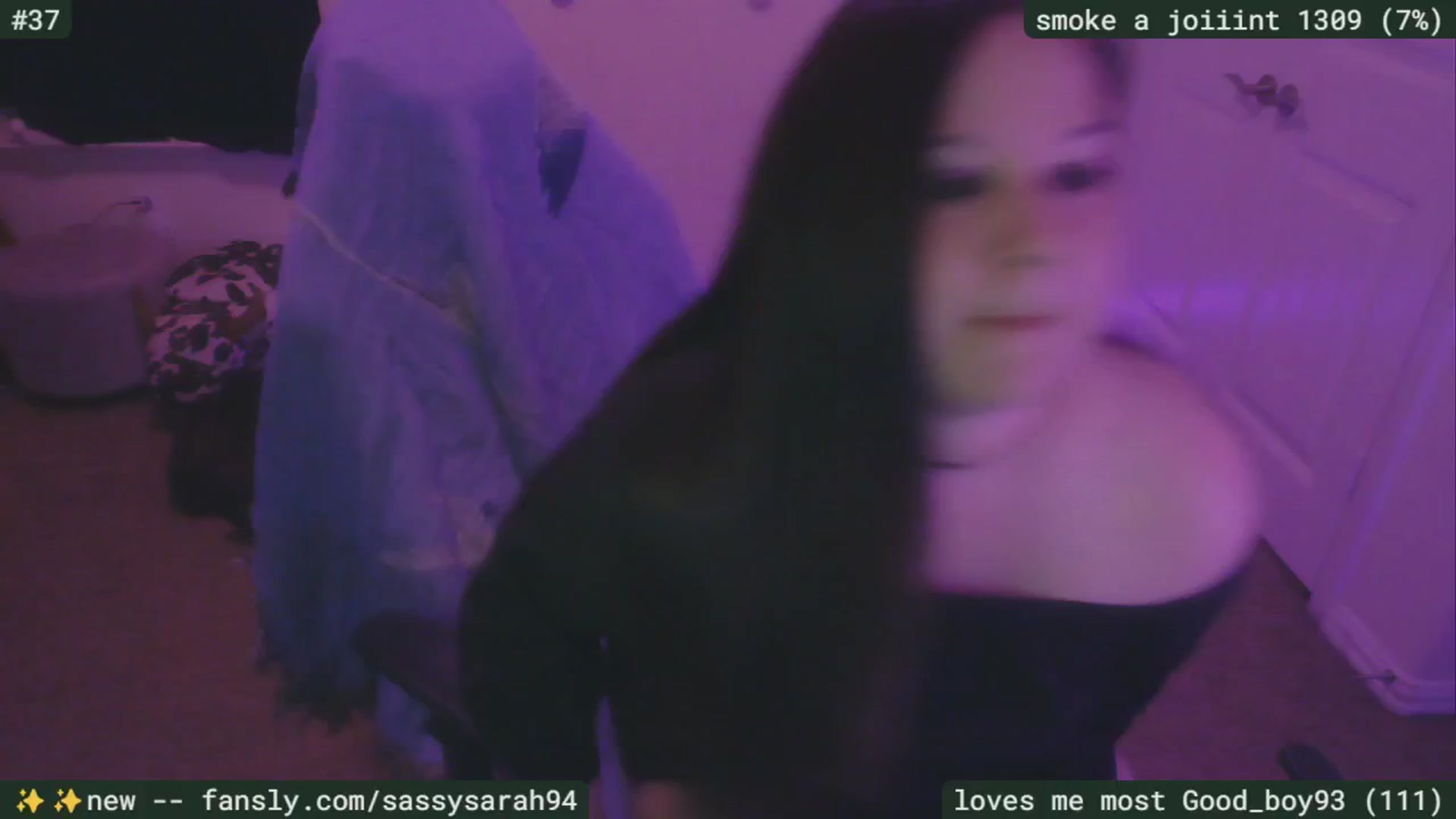 Gallery image thumbnail from SassySarah94's myfreecams stream on, 04/03/2025, 05:12 image 4 of 20