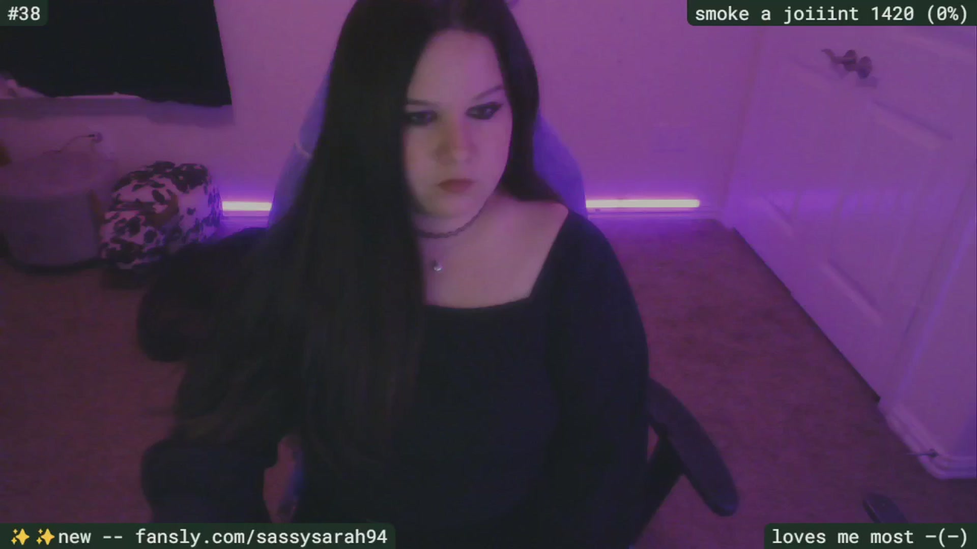 Gallery image thumbnail from SassySarah94's myfreecams stream on, 04/03/2025, 05:12 image 1 of 20