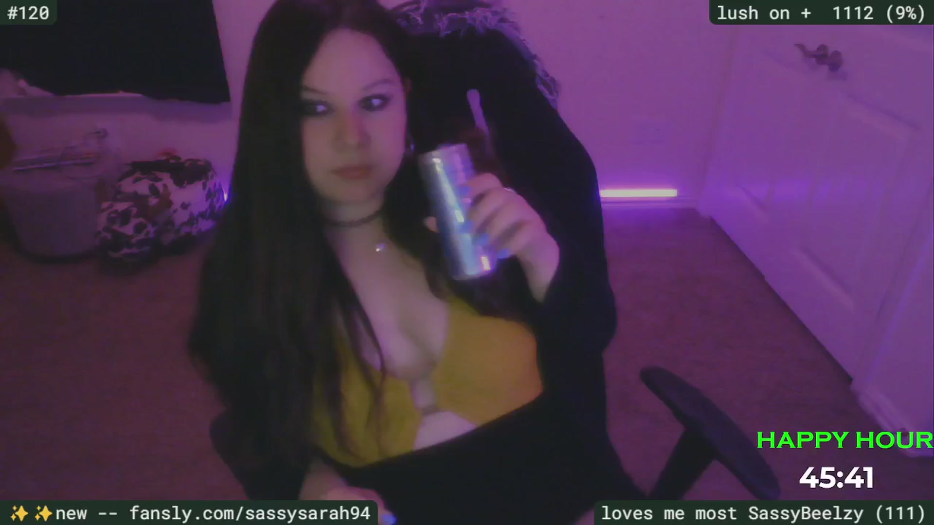 Gallery image thumbnail from SassySarah94's myfreecams stream on, 04/08/2025, 02:42 image 3 of 20