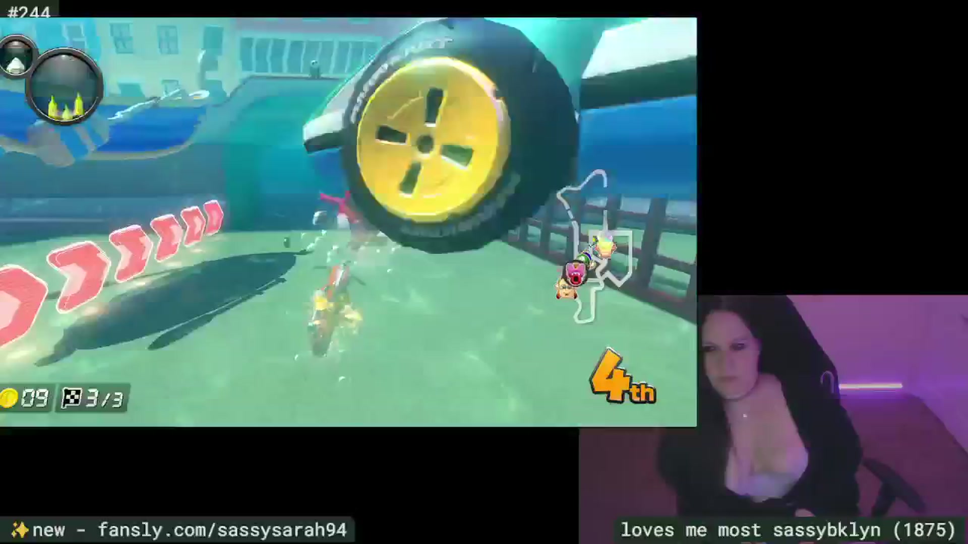 Gallery image thumbnail from SassySarah94's myfreecams stream on, 04/14/2025, 04:13 image 2 of 20