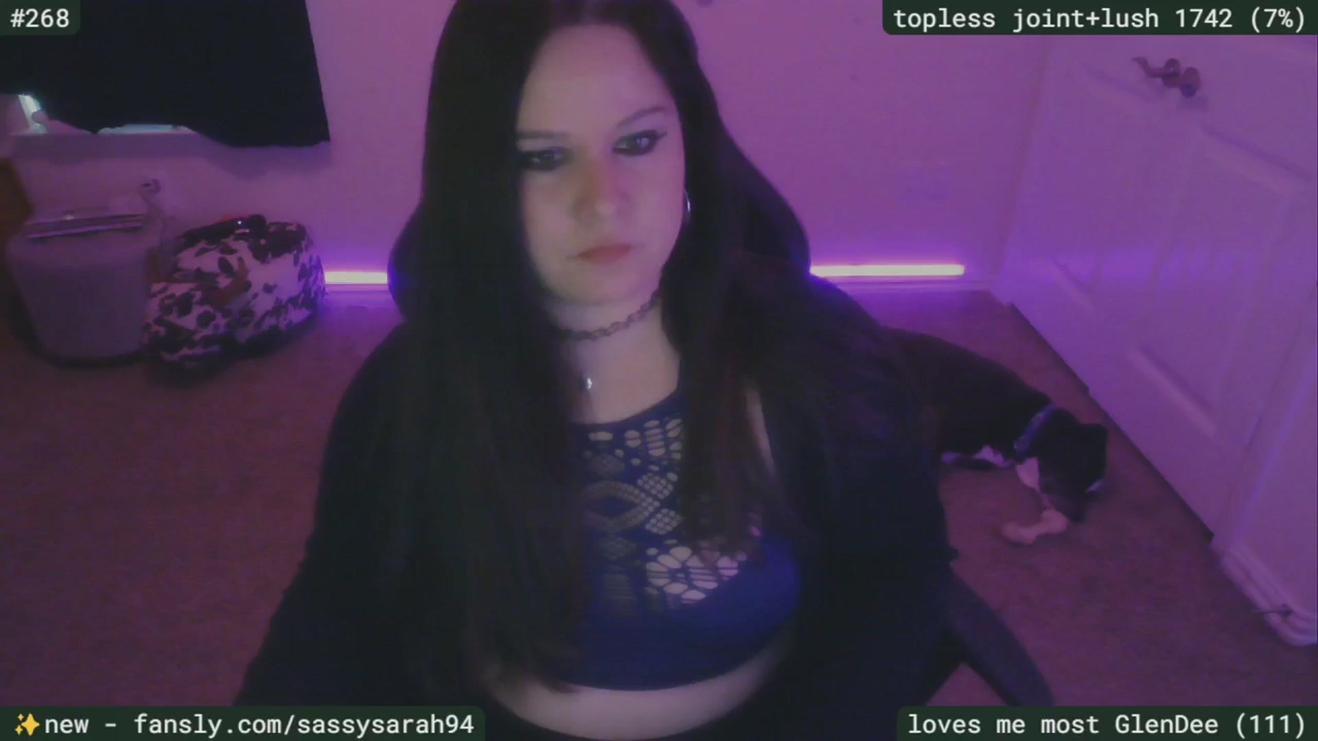 Gallery image thumbnail from SassySarah94's myfreecams stream on, 04/15/2025, 20:58 image 11 of 20