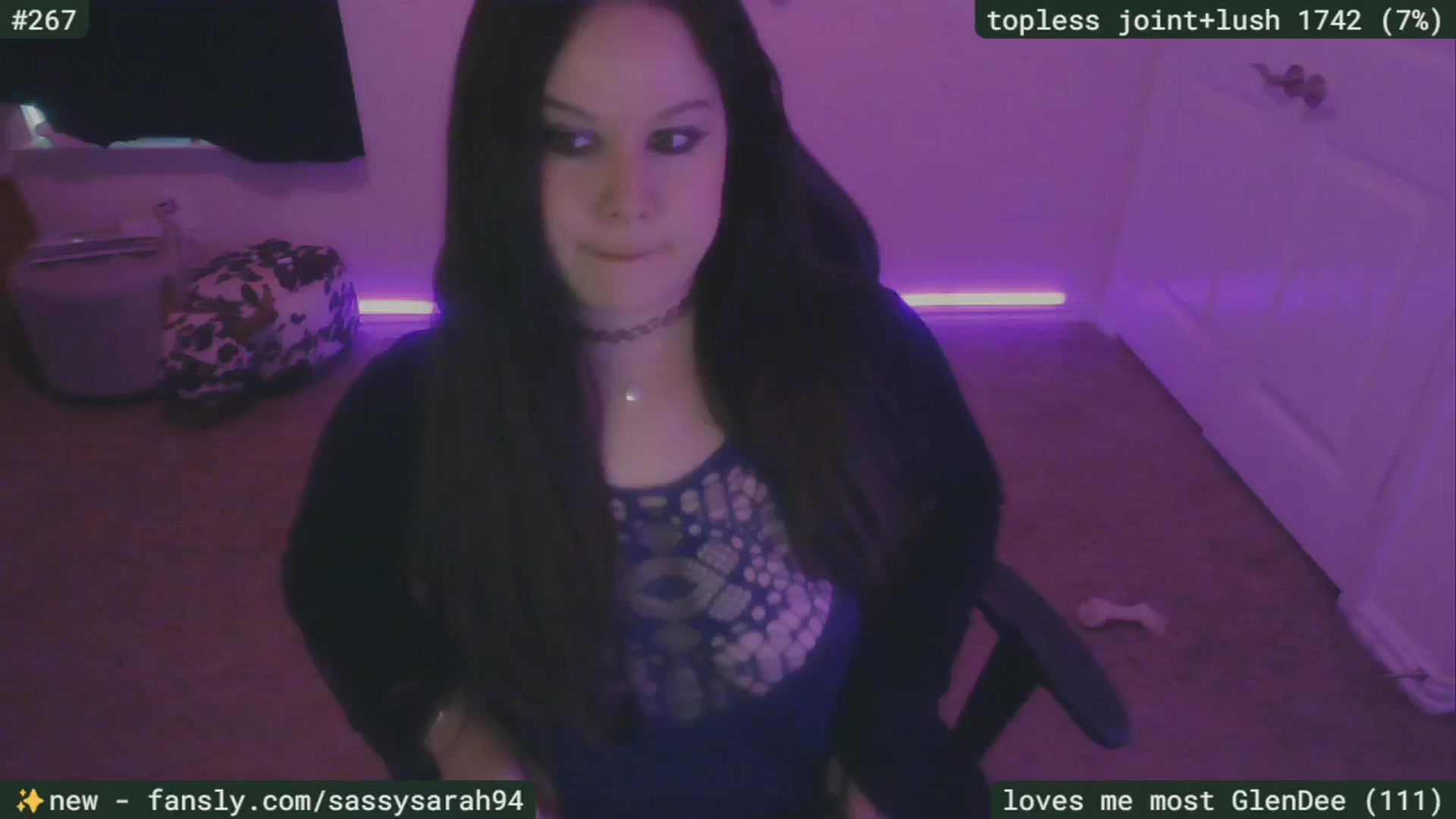 Gallery image thumbnail from SassySarah94's myfreecams stream on, 04/15/2025, 23:30 image 2 of 20