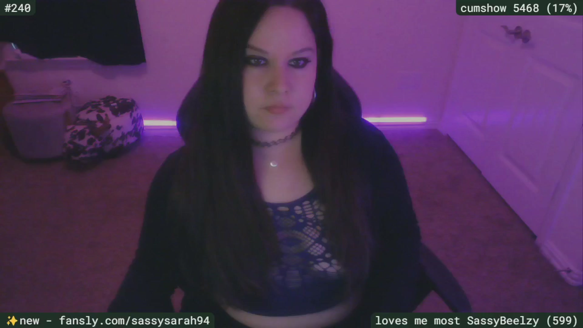 Gallery image thumbnail from SassySarah94's myfreecams stream on, 04/16/2025, 01:05 image 7 of 20