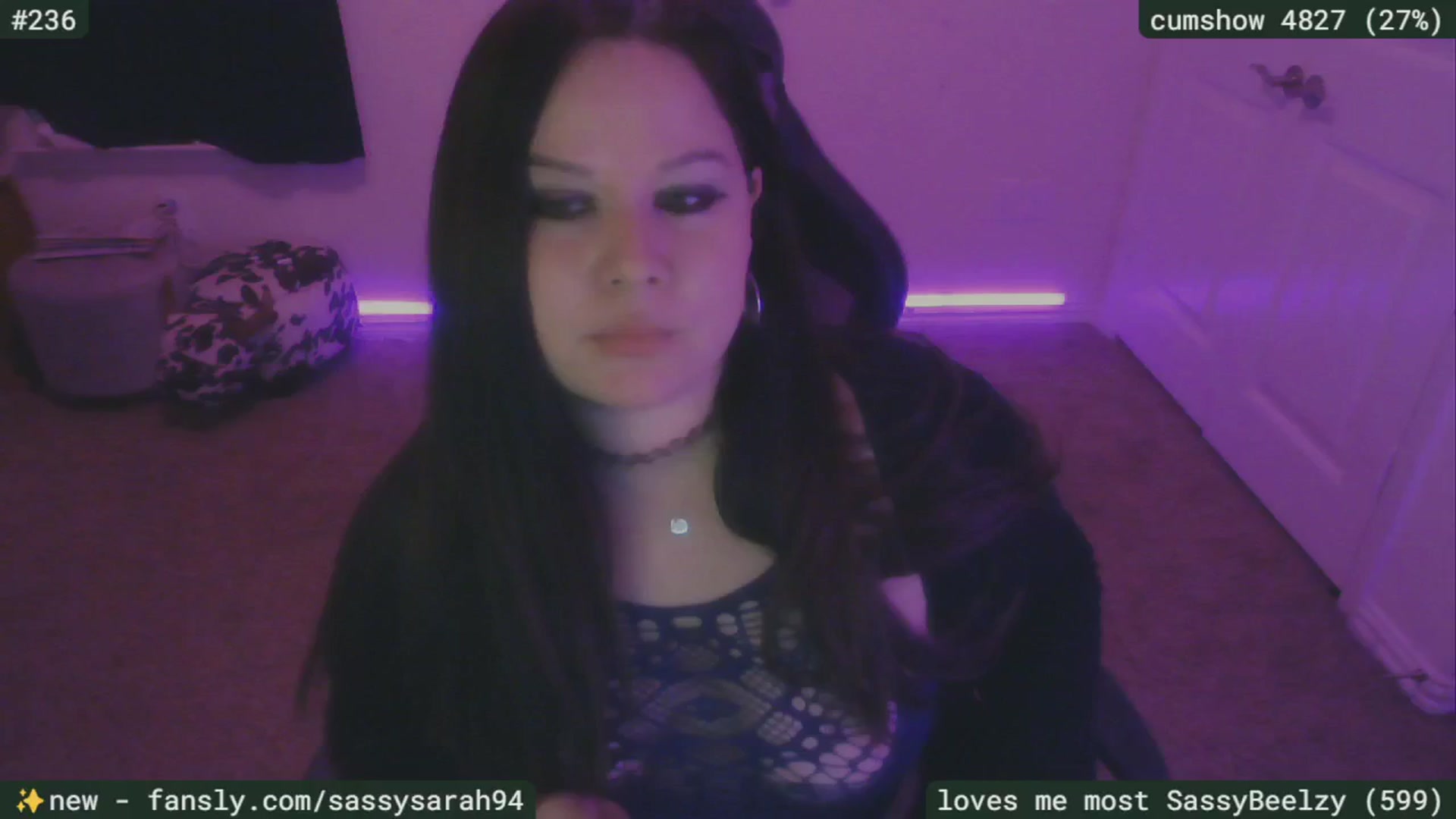 Gallery image thumbnail from SassySarah94's myfreecams stream on, 04/16/2025, 01:05 image 17 of 20