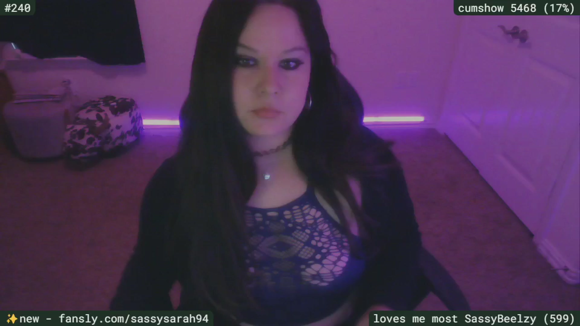 Gallery image thumbnail from SassySarah94's myfreecams stream on, 04/16/2025, 01:05 image 5 of 20