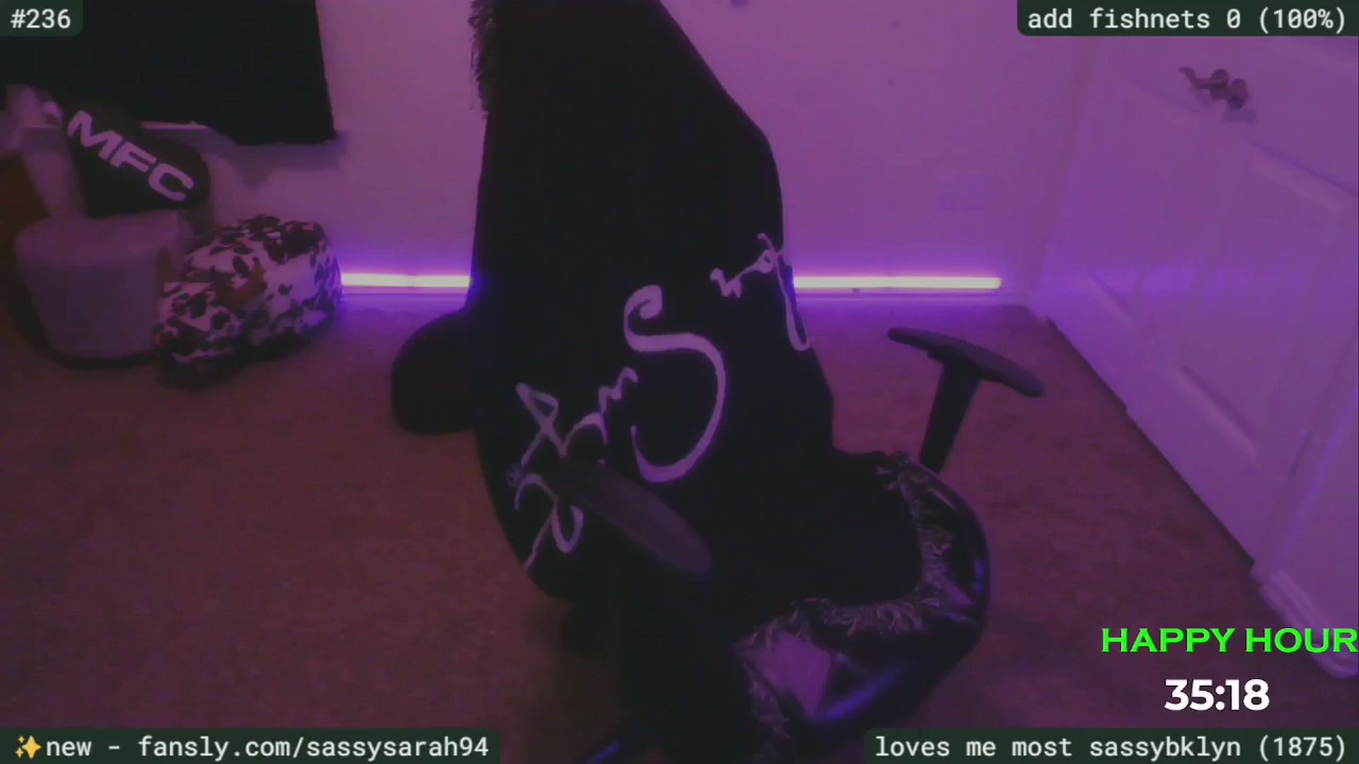 Gallery image thumbnail from SassySarah94's myfreecams stream on, 04/18/2025, 01:57 image 17 of 20