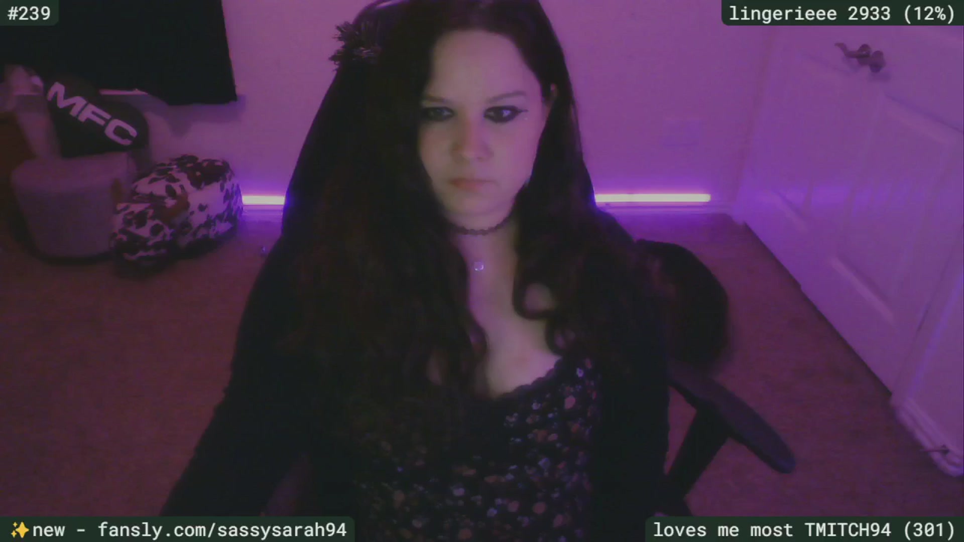 Gallery image thumbnail from SassySarah94's myfreecams stream on, 04/19/2025, 03:18 image 5 of 20