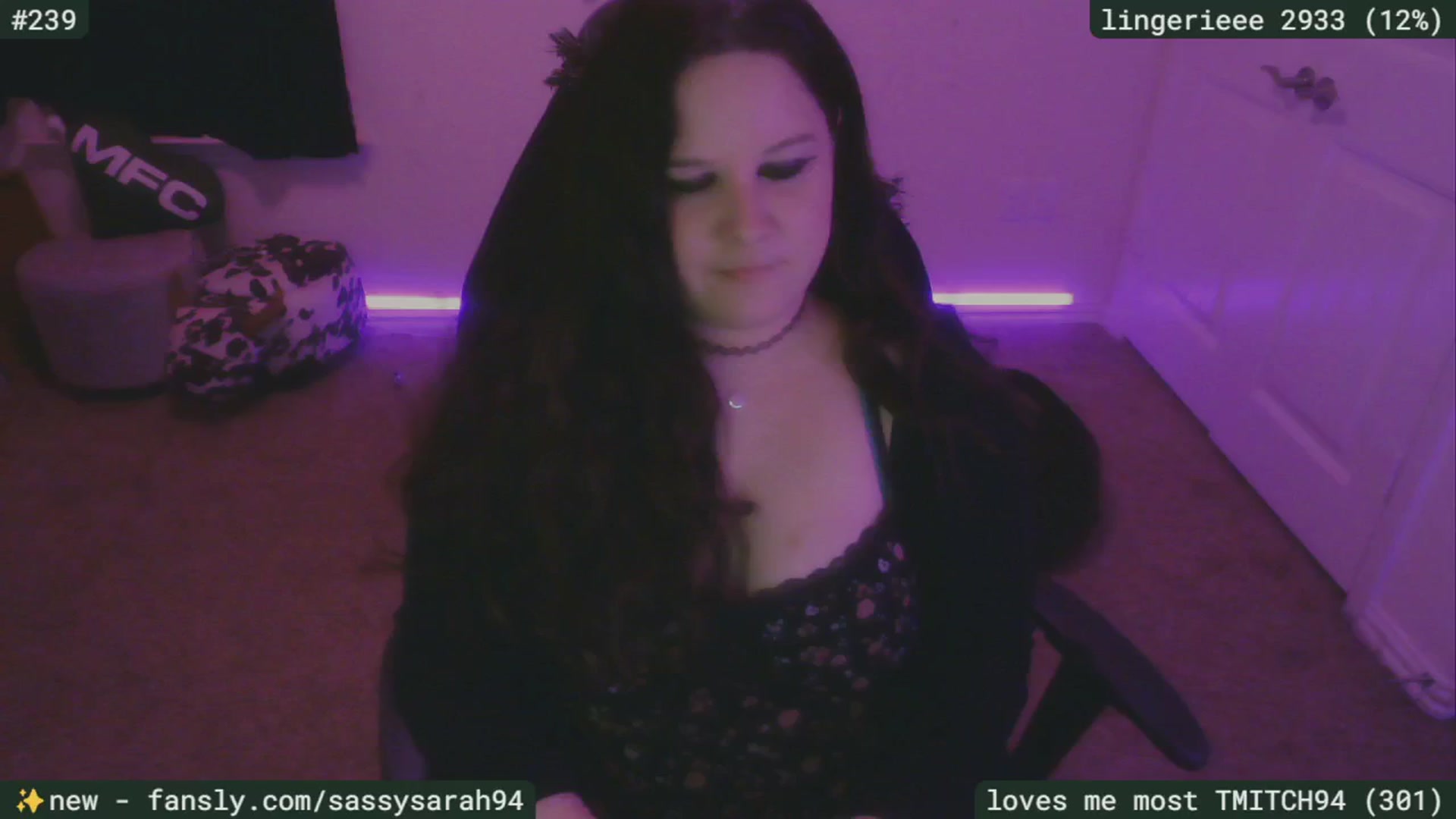 Gallery image thumbnail from SassySarah94's myfreecams stream on, 04/19/2025, 03:18 image 9 of 20