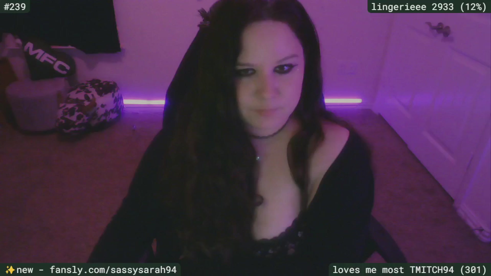 Gallery image thumbnail from SassySarah94's myfreecams stream on, 04/19/2025, 03:18 image 15 of 20
