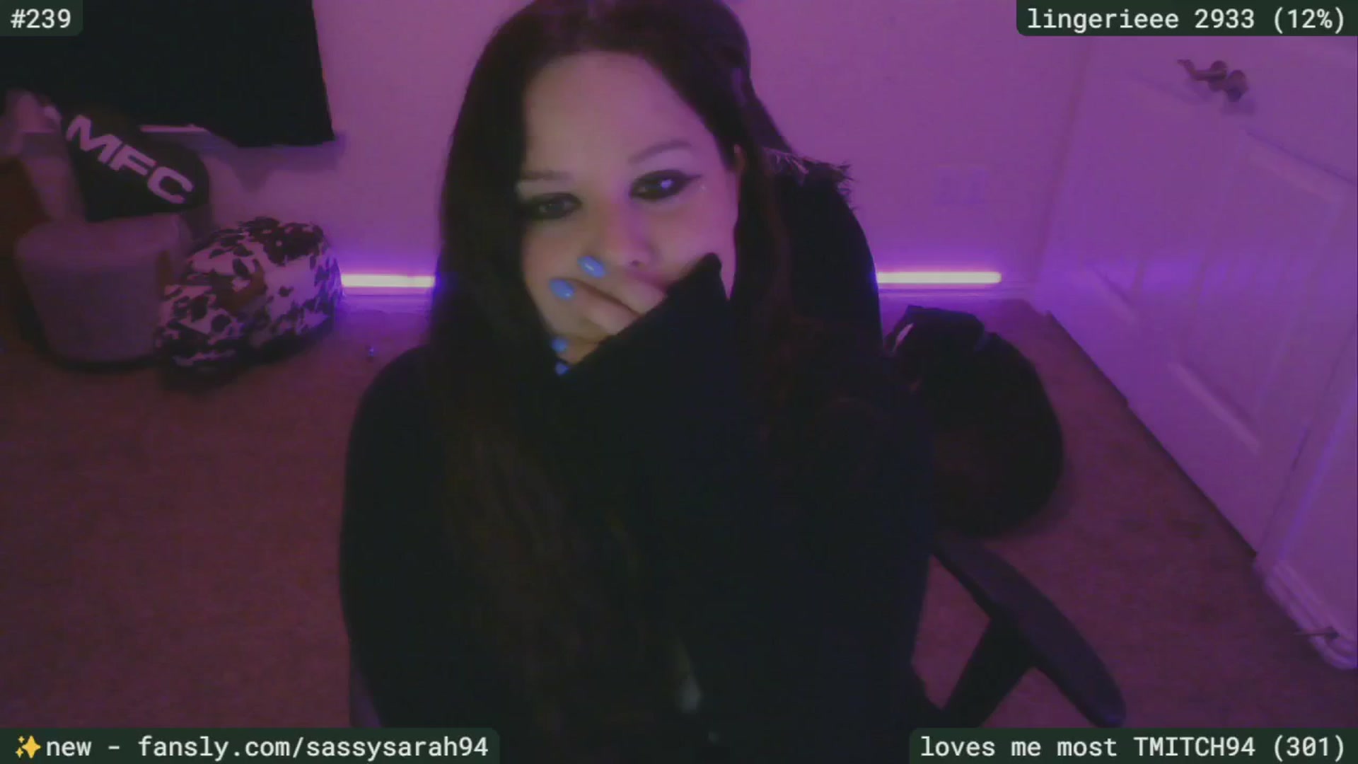 Gallery image thumbnail from SassySarah94's myfreecams stream on, 04/19/2025, 03:18 image 2 of 20