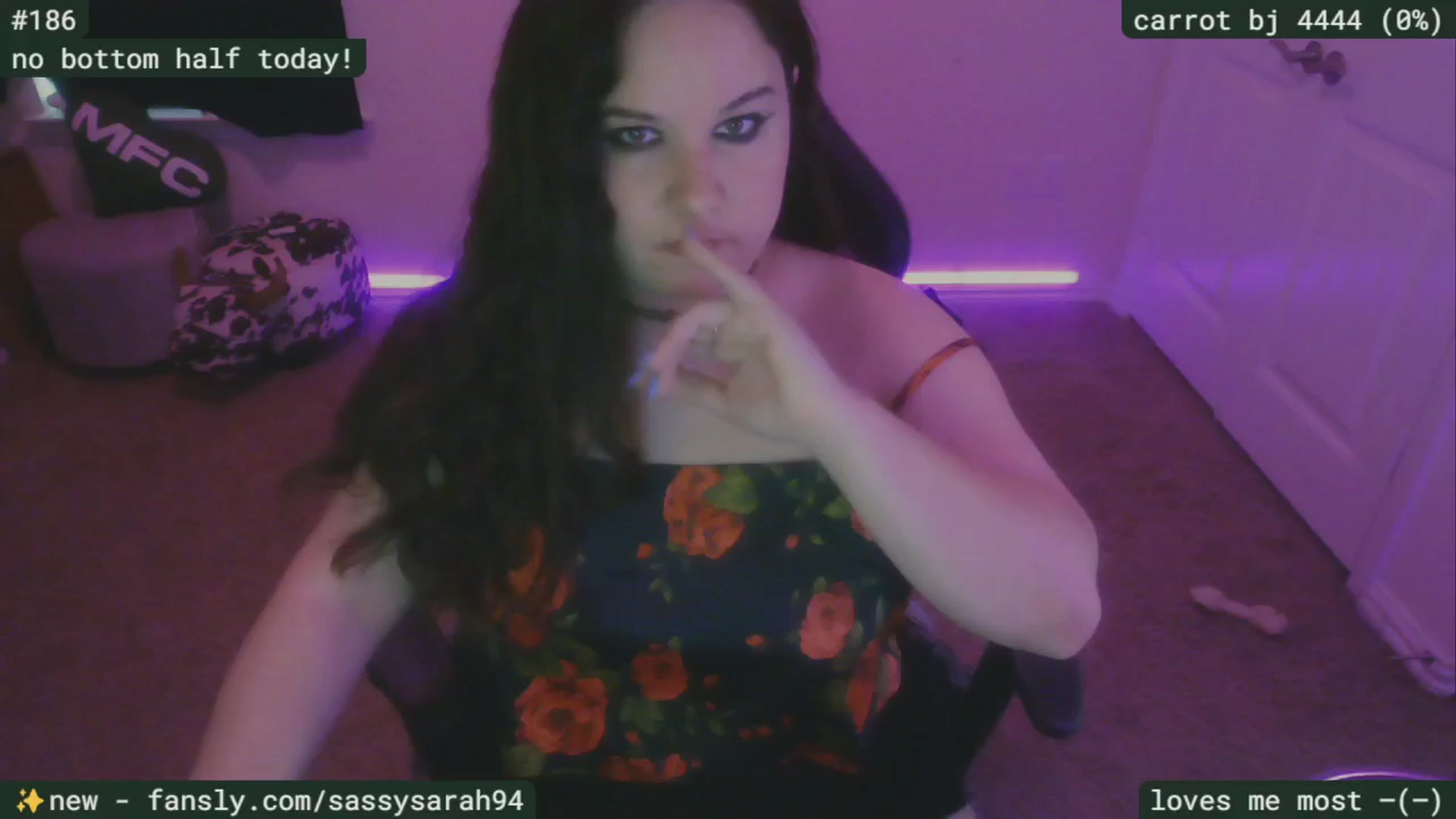 Gallery image thumbnail from SassySarah94's myfreecams stream on, 04/20/2025, 22:24 image 1 of 20