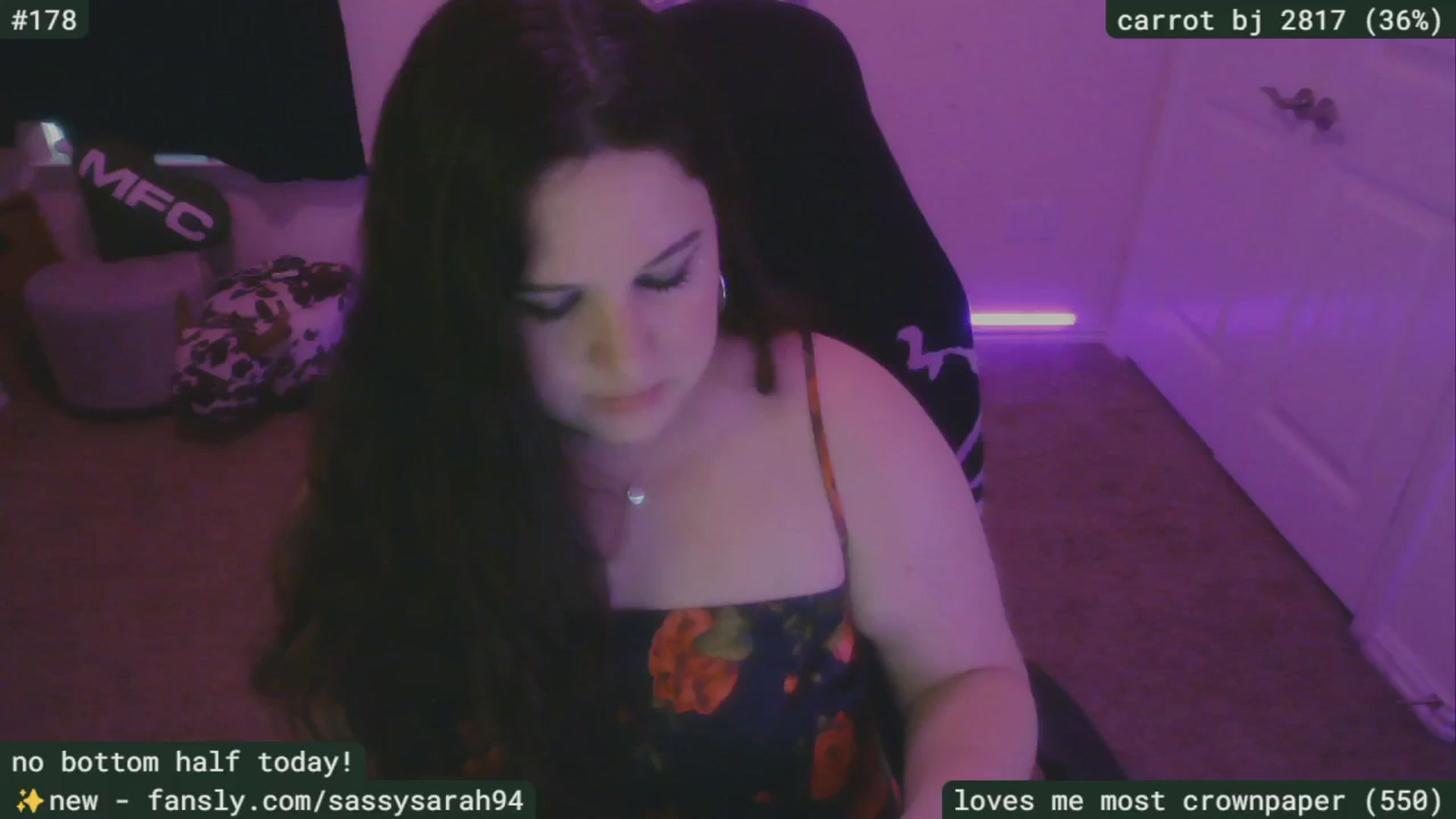 Gallery image thumbnail from SassySarah94's myfreecams stream on, 04/20/2025, 22:24 image 9 of 20