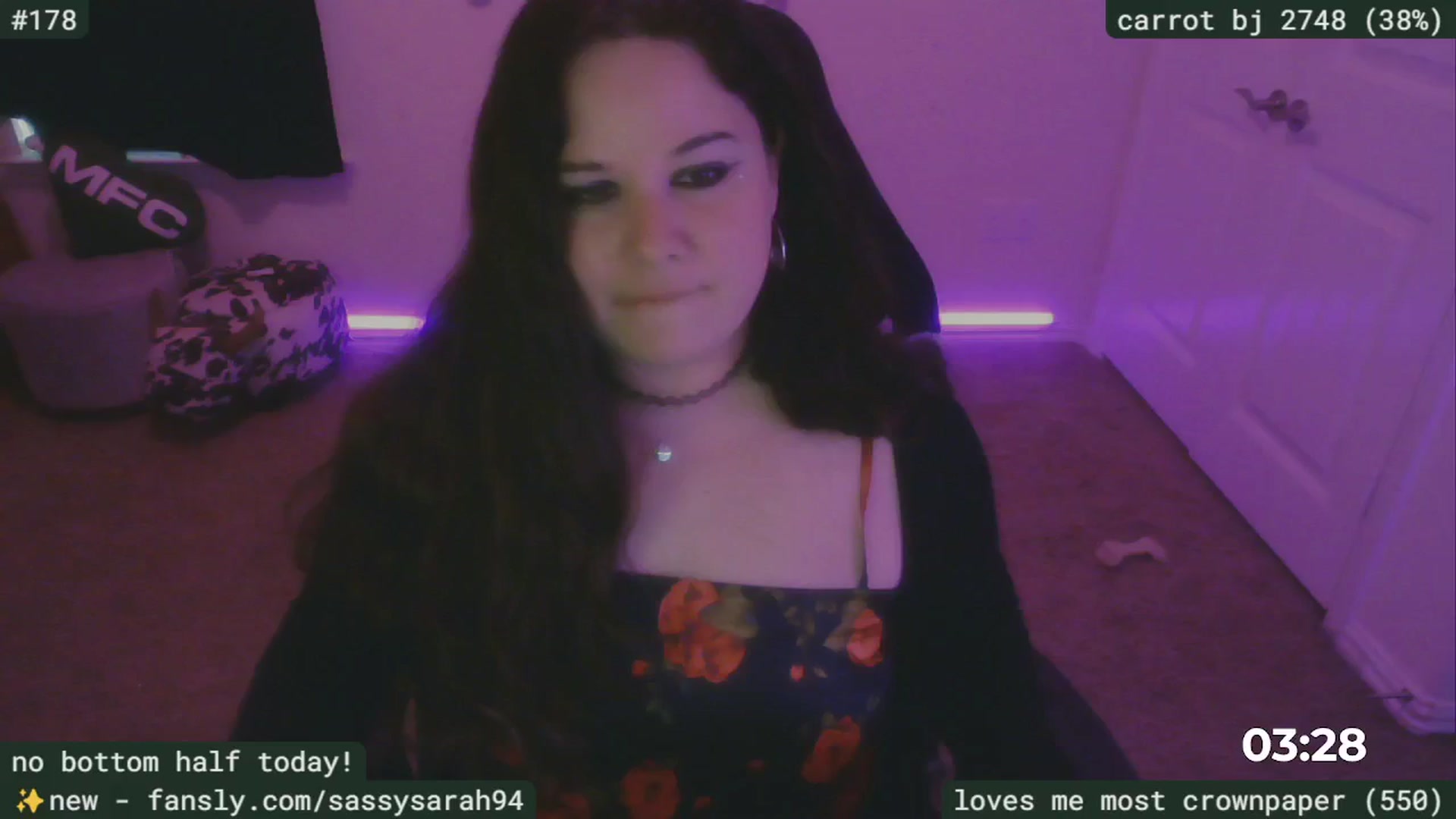 Gallery image thumbnail from SassySarah94's myfreecams stream on, 04/20/2025, 22:24 image 13 of 20