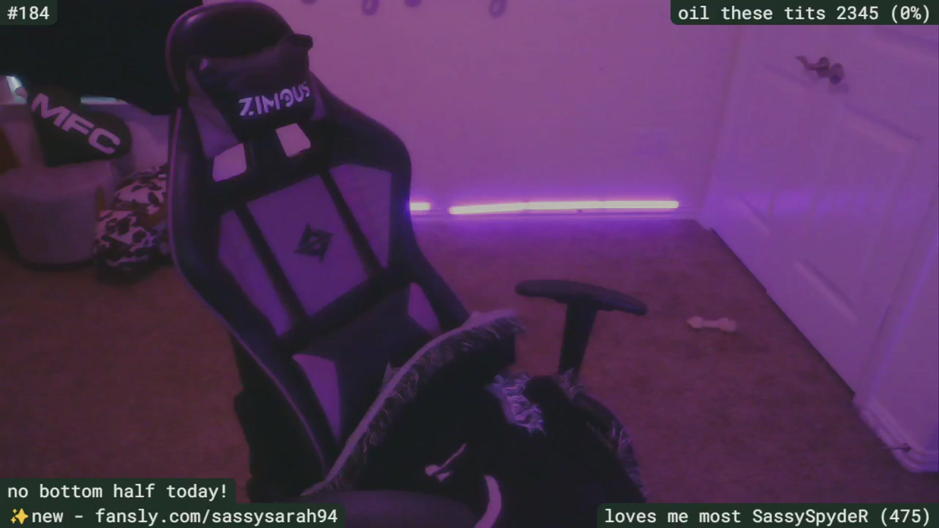 Gallery image thumbnail from SassySarah94's myfreecams stream on, 04/21/2025, 23:13 image 18 of 20