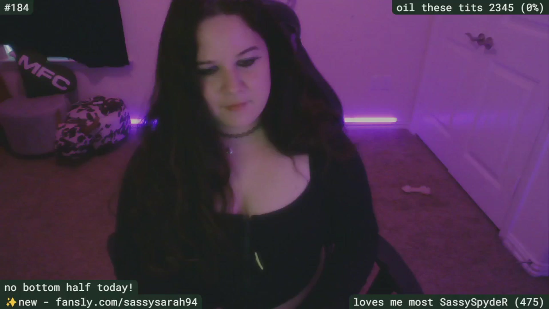 Gallery image thumbnail from SassySarah94's myfreecams stream on, 04/21/2025, 23:13 image 17 of 20