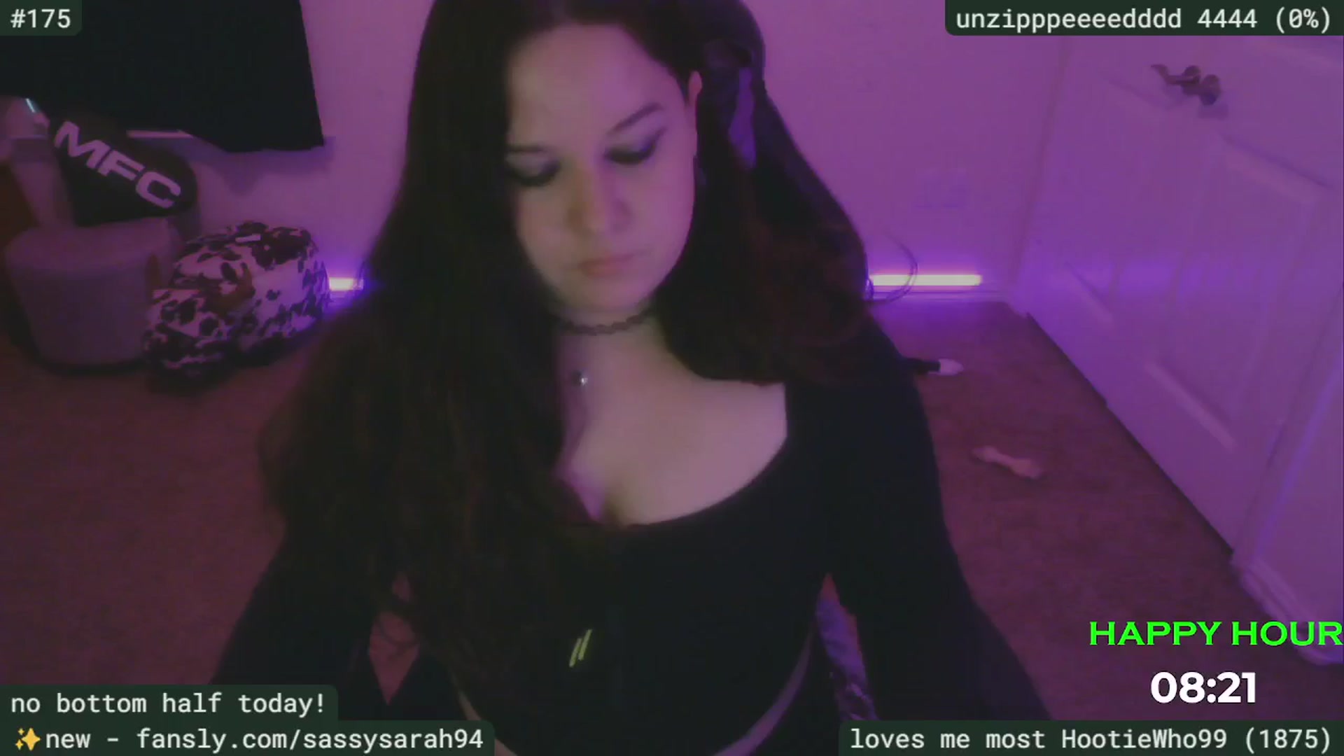 Gallery image thumbnail from SassySarah94's myfreecams stream on, 04/22/2025, 24:57 image 20 of 20