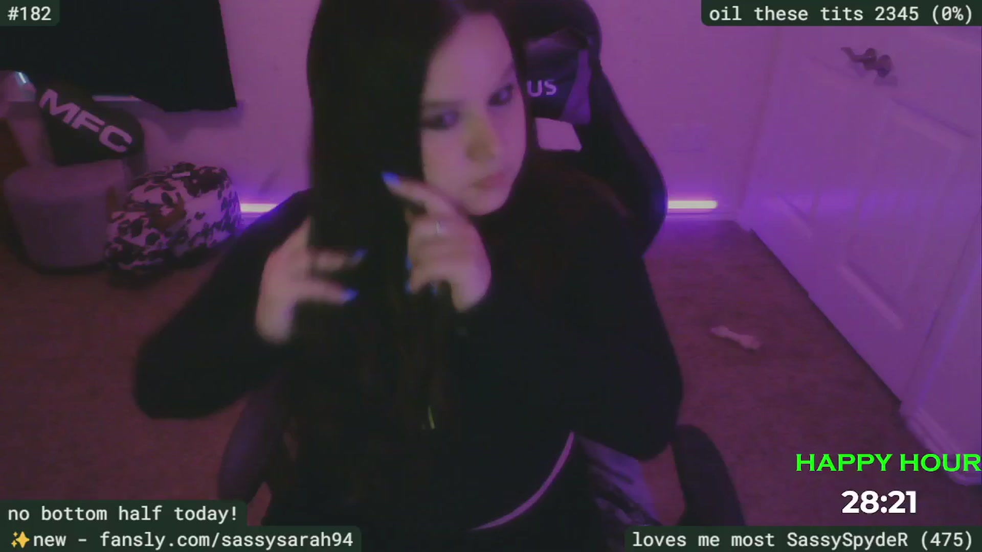 Gallery image thumbnail from SassySarah94's myfreecams stream on, 04/22/2025, 24:57 image 4 of 20