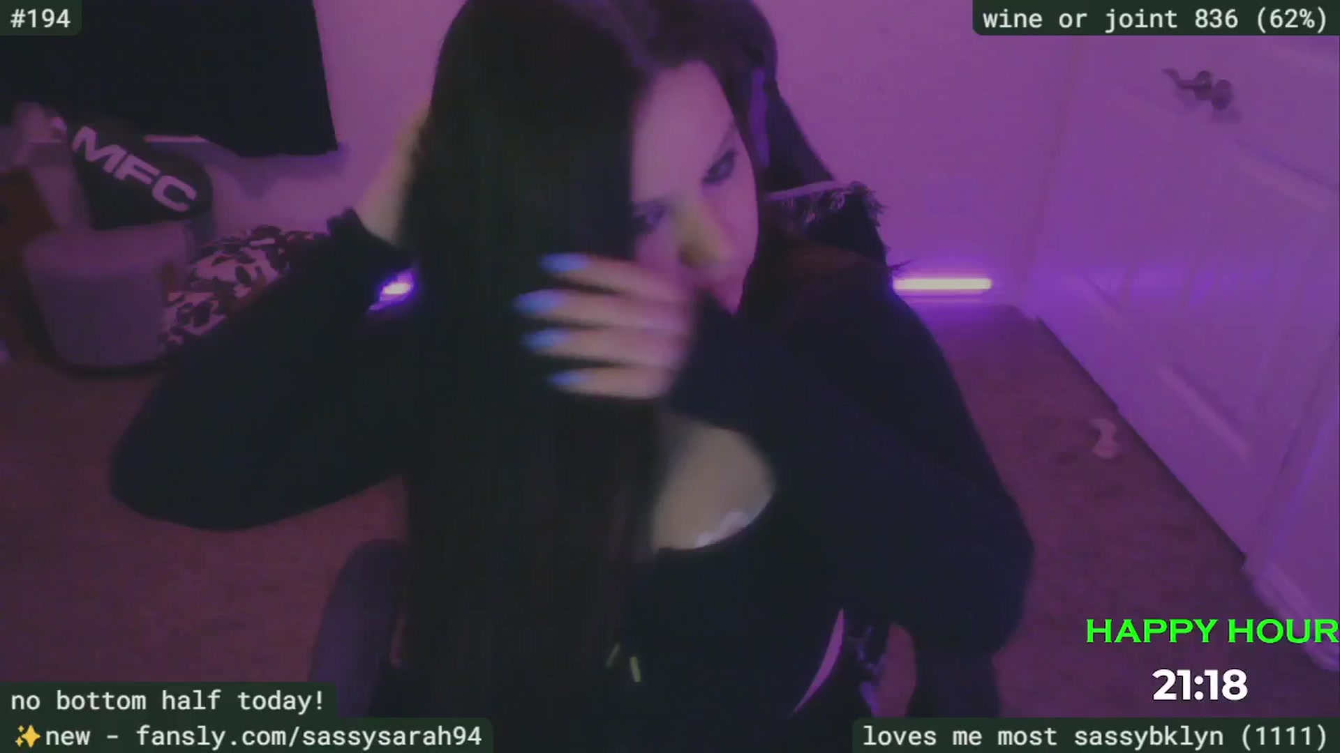 Gallery image thumbnail from SassySarah94's myfreecams stream on, 04/24/2025, 02:47 image 14 of 20