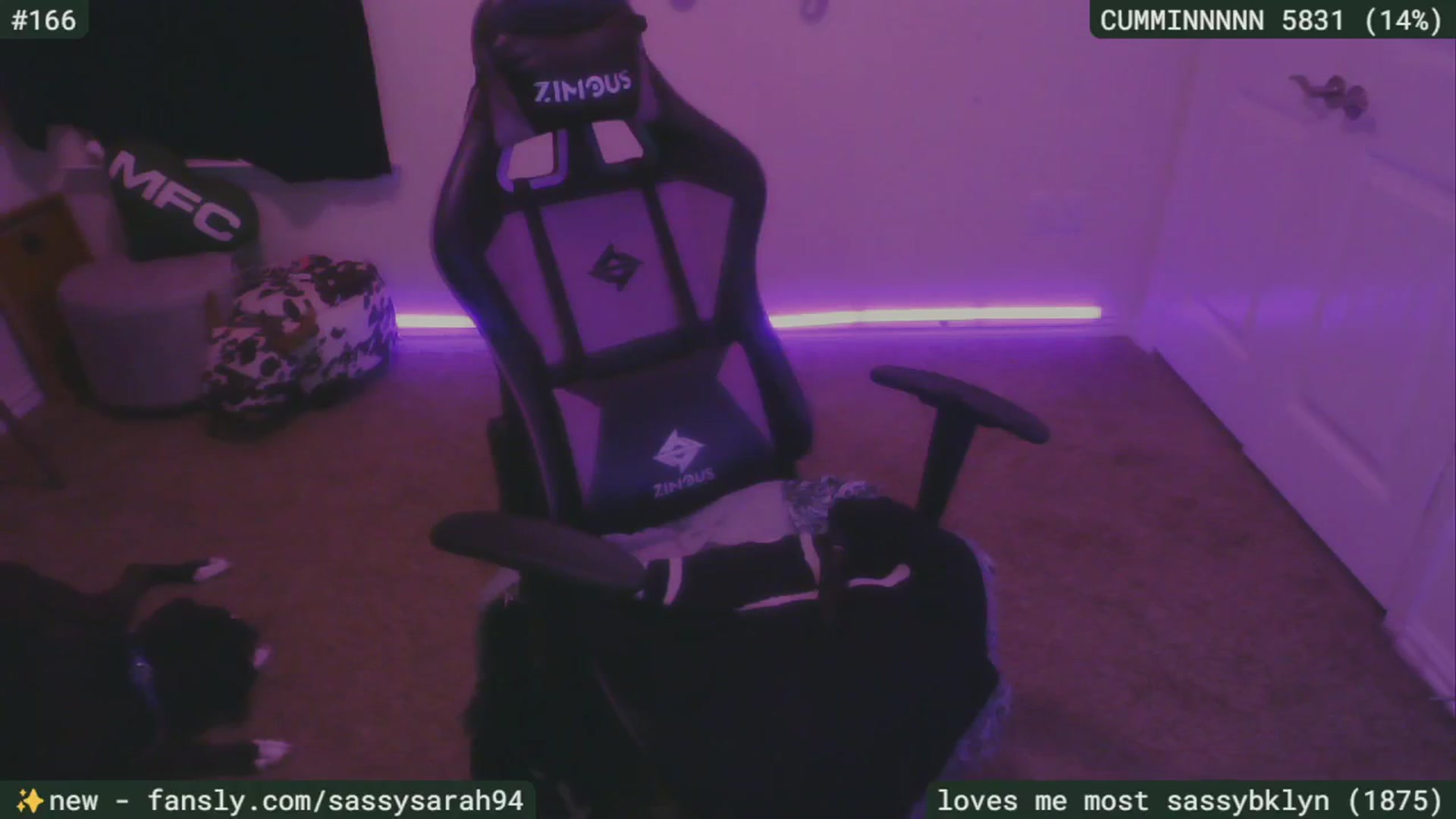 Gallery image thumbnail from SassySarah94's myfreecams stream on, 04/26/2025, 03:13 image 17 of 20