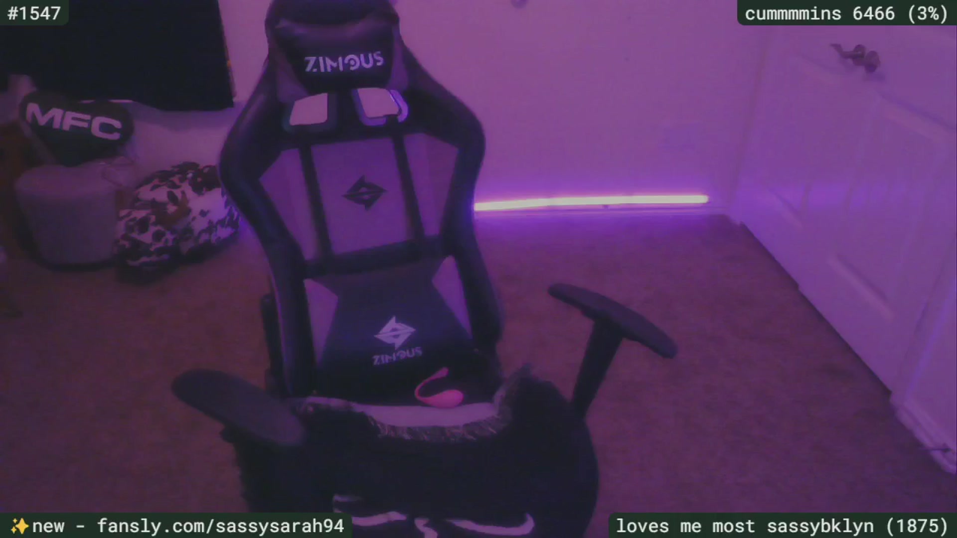 Gallery image thumbnail from SassySarah94's myfreecams stream on, 05/06/2025, 03:59 image 13 of 20