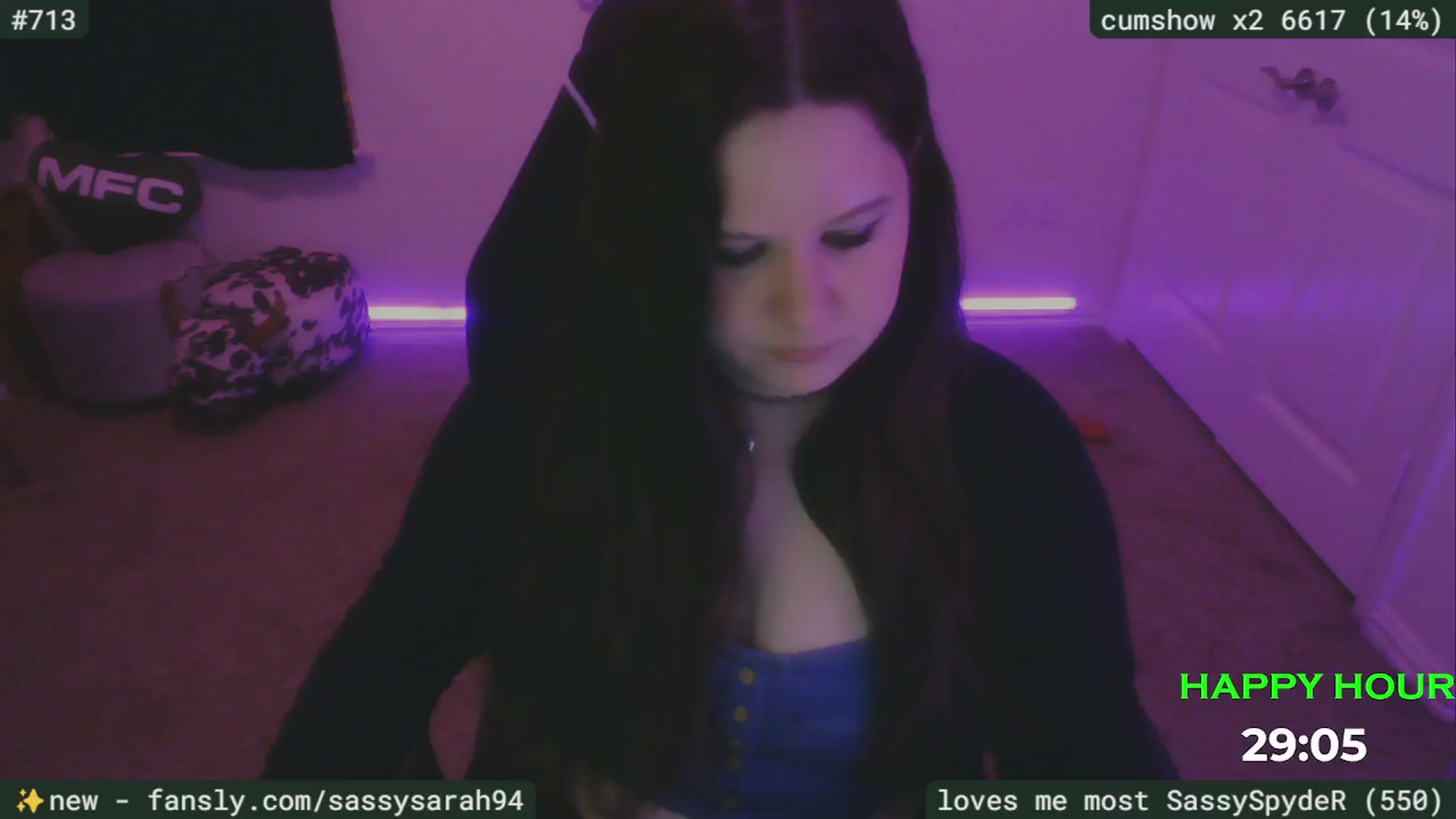 Gallery image thumbnail from SassySarah94's myfreecams stream on, 05/09/2025, 02:27 image 16 of 20