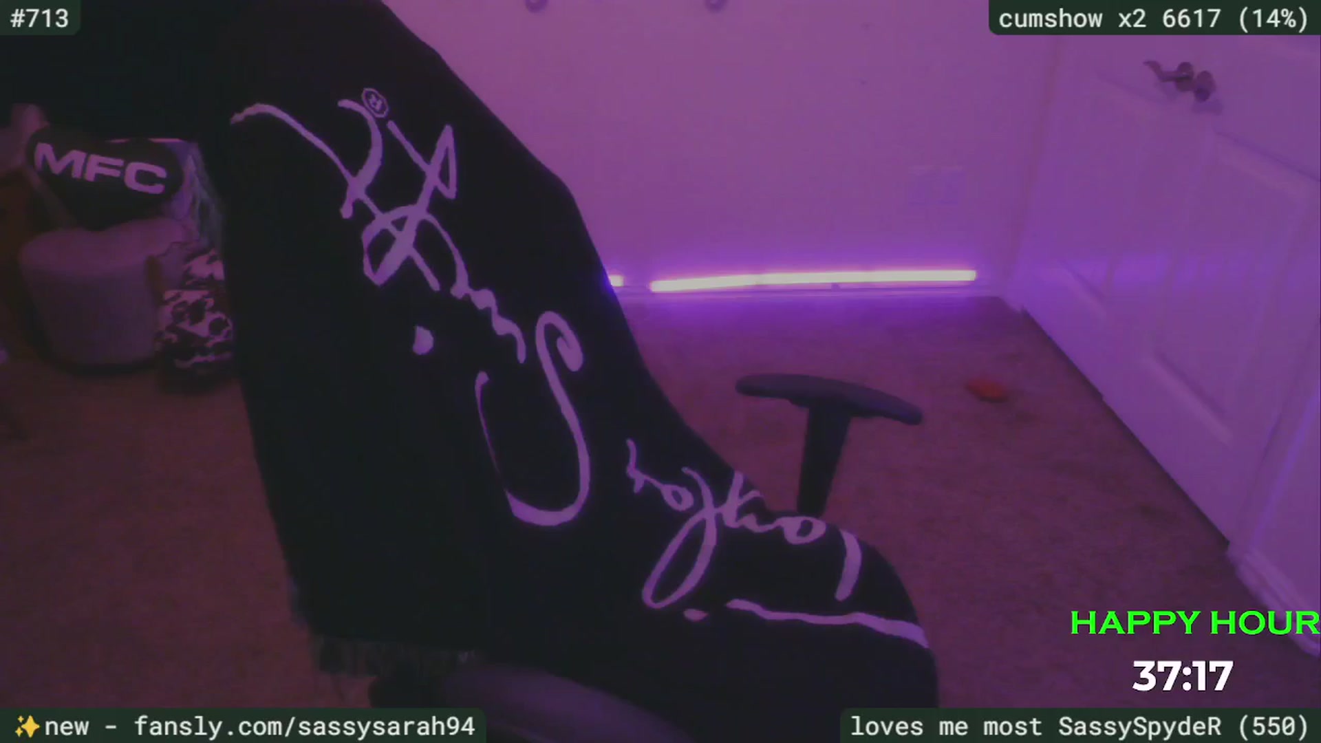Gallery image thumbnail from SassySarah94's myfreecams stream on, 05/09/2025, 02:27 image 13 of 20