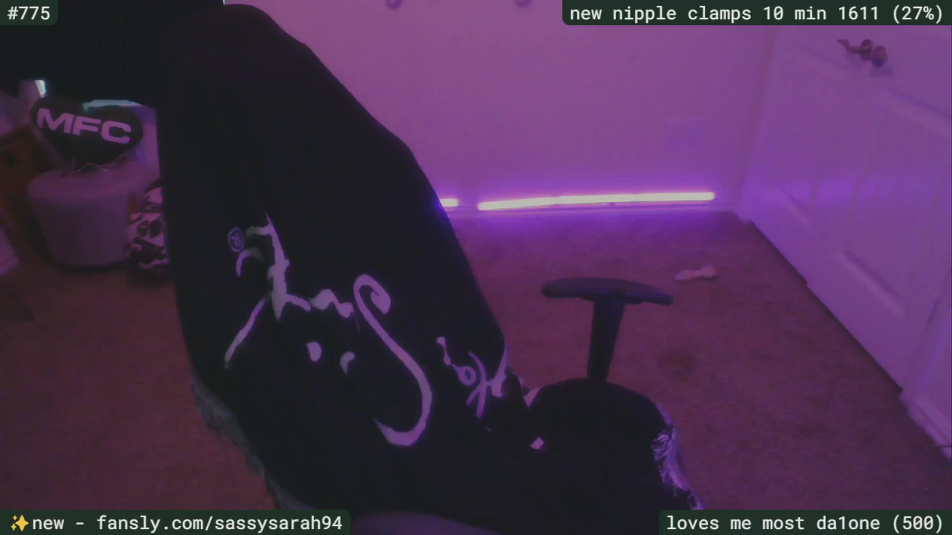 Gallery image thumbnail from SassySarah94's myfreecams stream on, 05/20/2025, 22:47 image 8 of 20