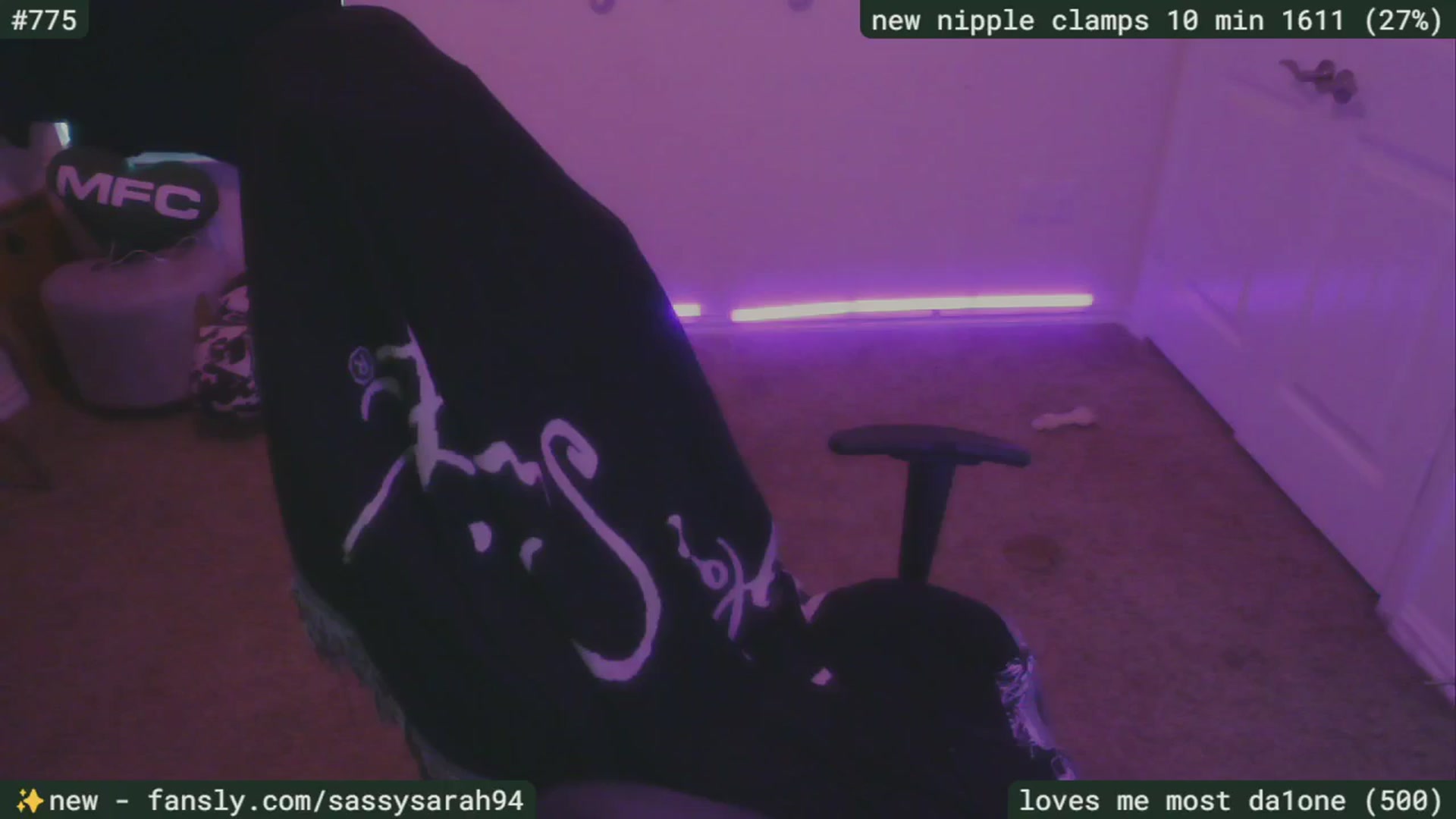 Gallery image thumbnail from SassySarah94's myfreecams stream on, 05/20/2025, 22:47 image 10 of 20