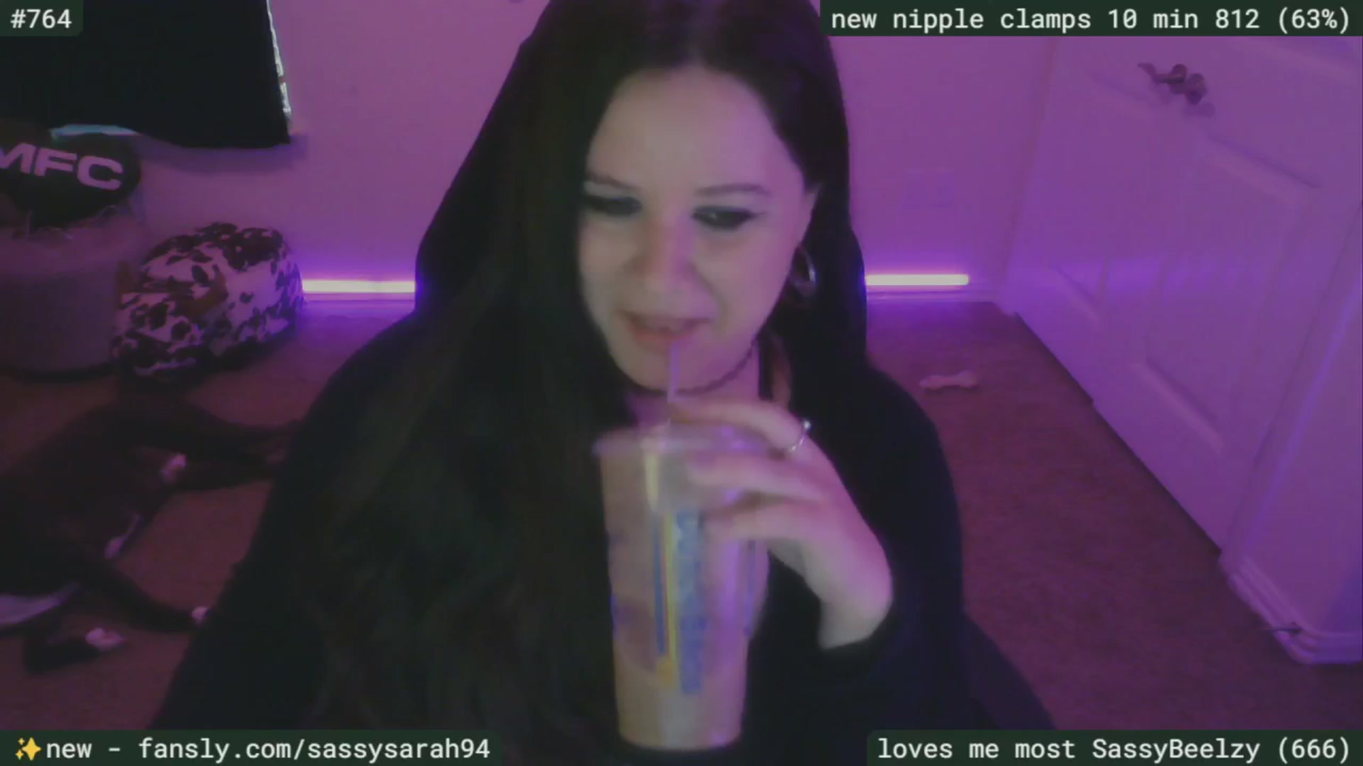 Gallery image thumbnail from SassySarah94's myfreecams stream on, 05/21/2025, 24:00 image 8 of 20
