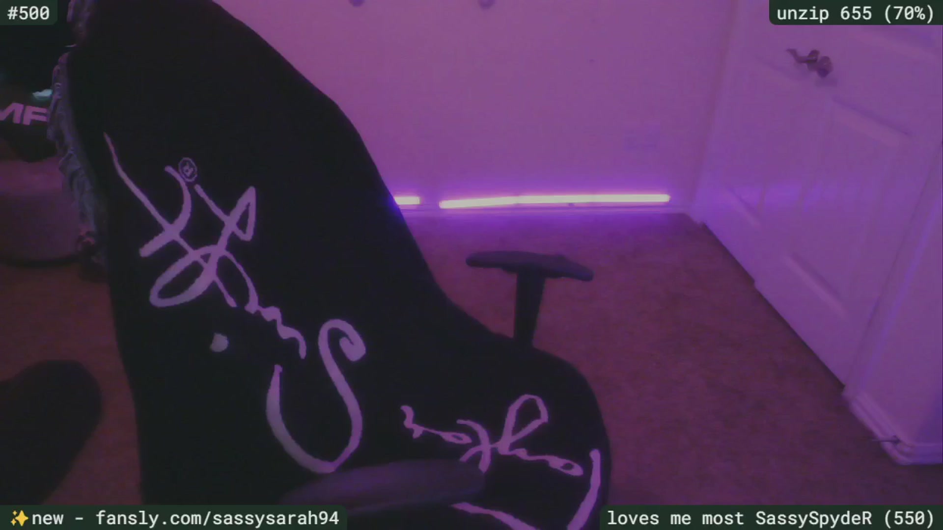 Gallery image thumbnail from SassySarah94's myfreecams stream on, 05/28/2025, 22:28 image 3 of 20