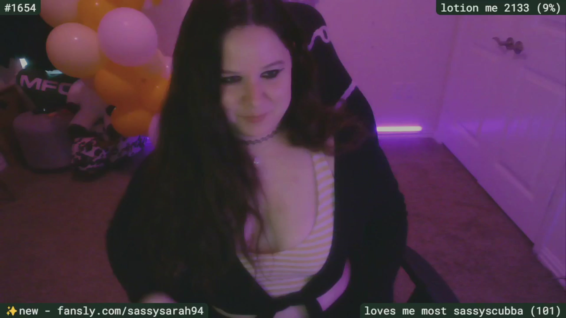 Gallery image thumbnail from SassySarah94's myfreecams stream on, 06/04/2025, 20:26 image 5 of 20