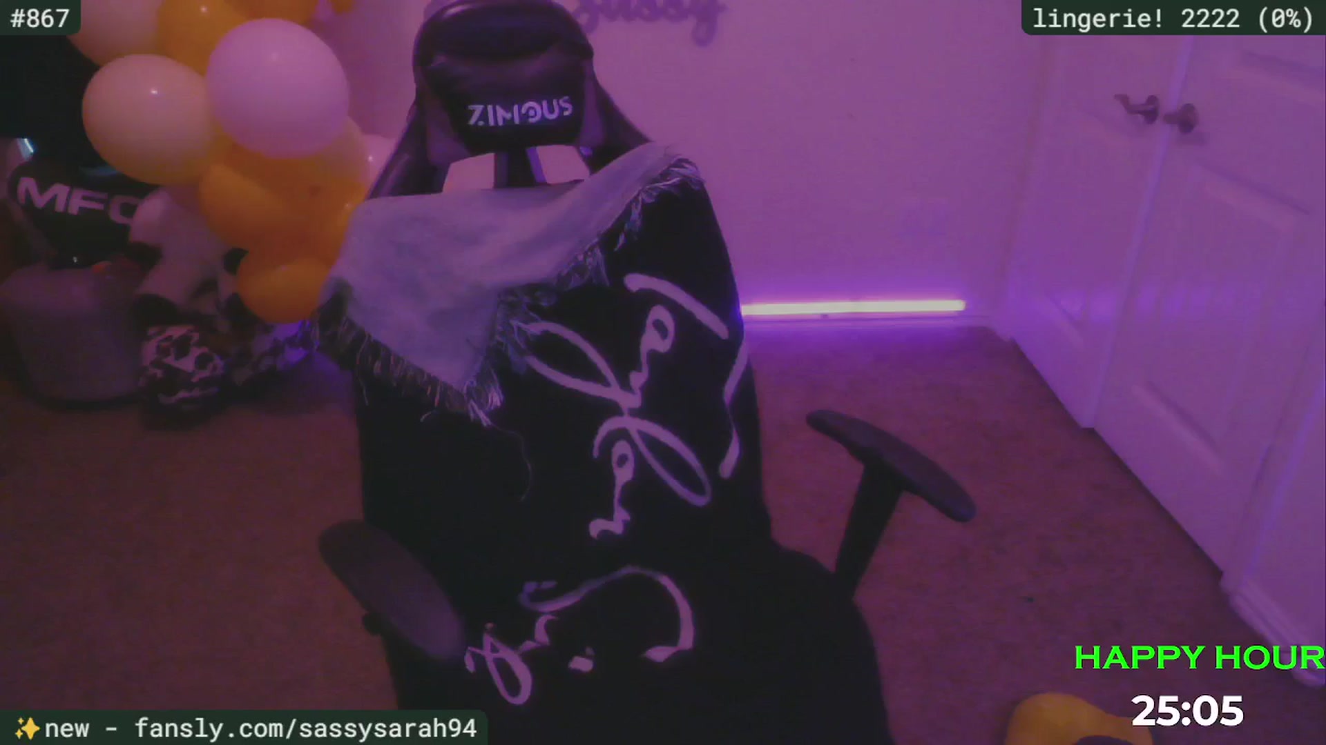 Gallery image thumbnail from SassySarah94's myfreecams stream on, 06/06/2025, 03:36 image 8 of 20