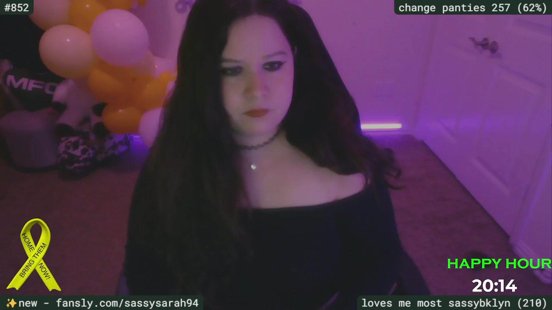 Gallery image thumbnail from SassySarah94's myfreecams stream on, 06/10/2025, 03:50 image 6 of 20