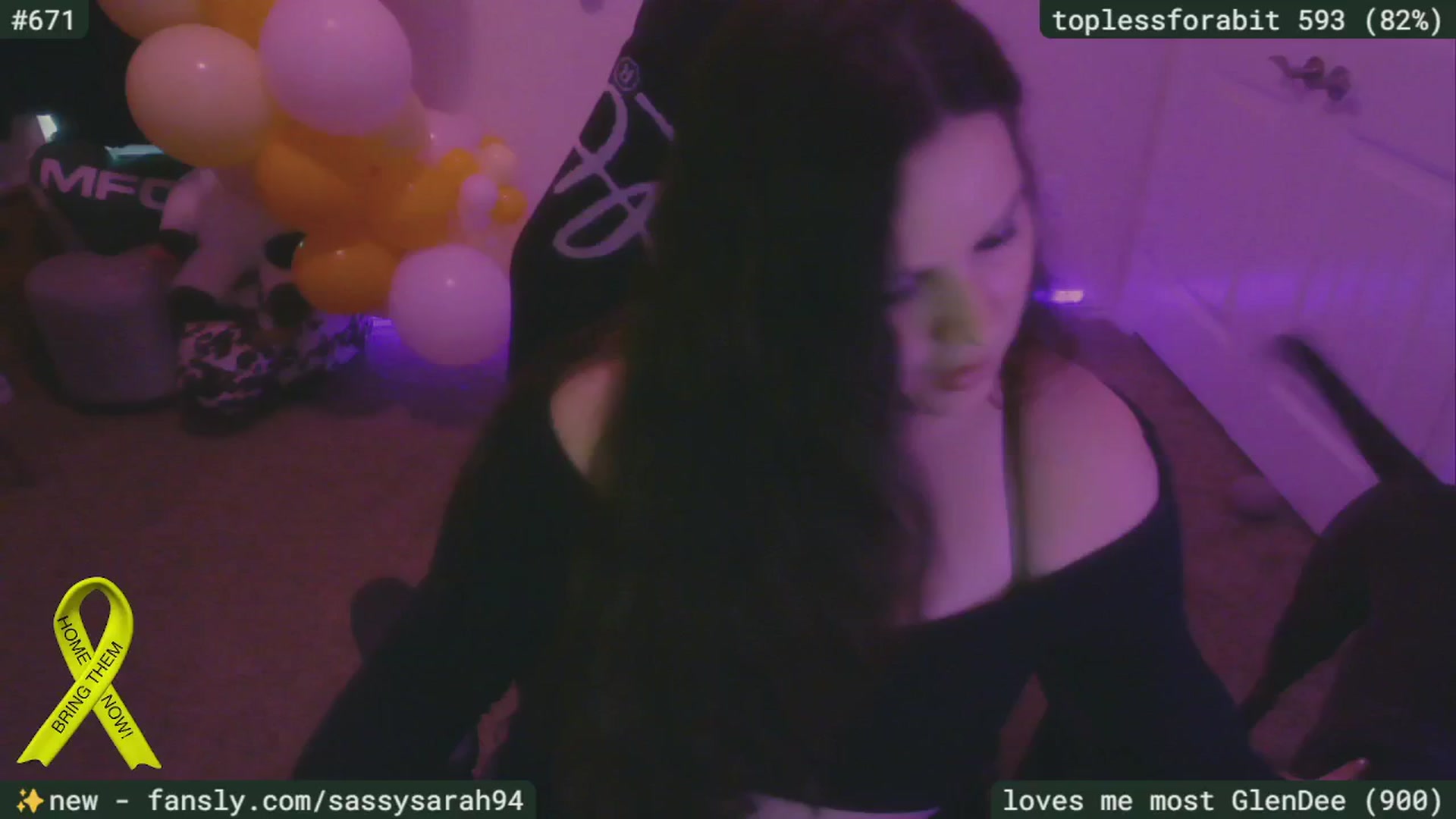Gallery image thumbnail from SassySarah94's myfreecams stream on, 06/10/2025, 22:38 image 17 of 20