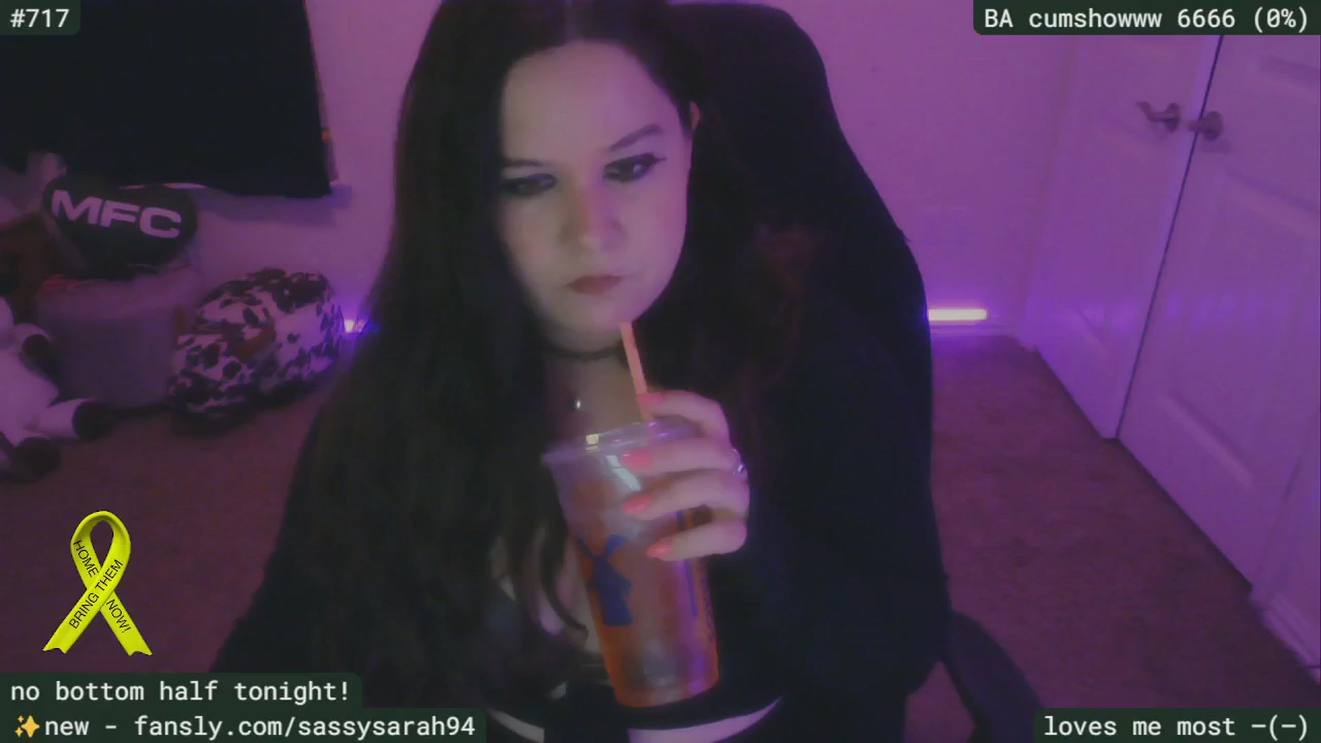 Gallery image thumbnail from SassySarah94's myfreecams stream on, 06/15/2025, 02:06 image 7 of 20
