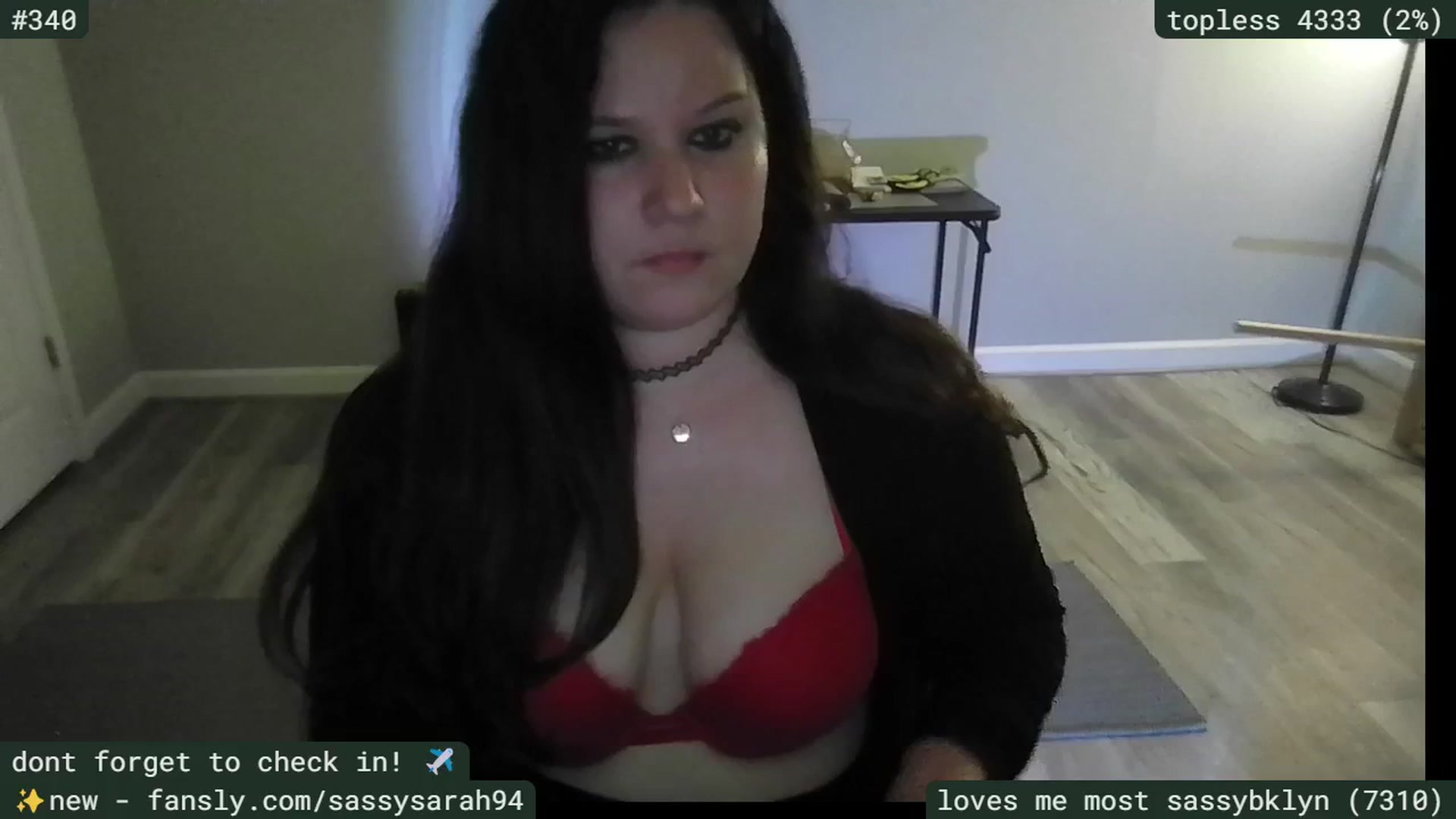 Gallery image thumbnail from SassySarah94's myfreecams stream on, 07/03/2025, 03:22 image 11 of 20
