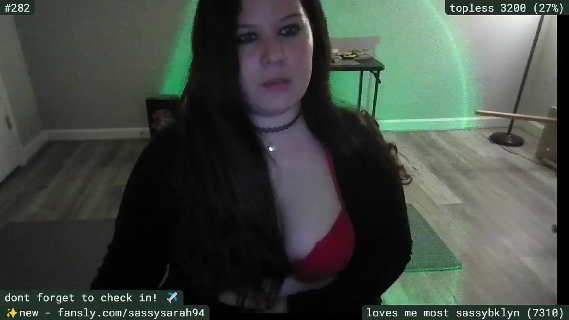 Gallery image thumbnail from SassySarah94's myfreecams stream on, 07/03/2025, 03:22 image 19 of 20