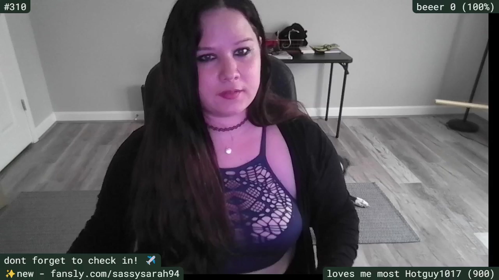 Gallery image thumbnail from SassySarah94's myfreecams stream on, 07/03/2025, 19:48 image 17 of 20