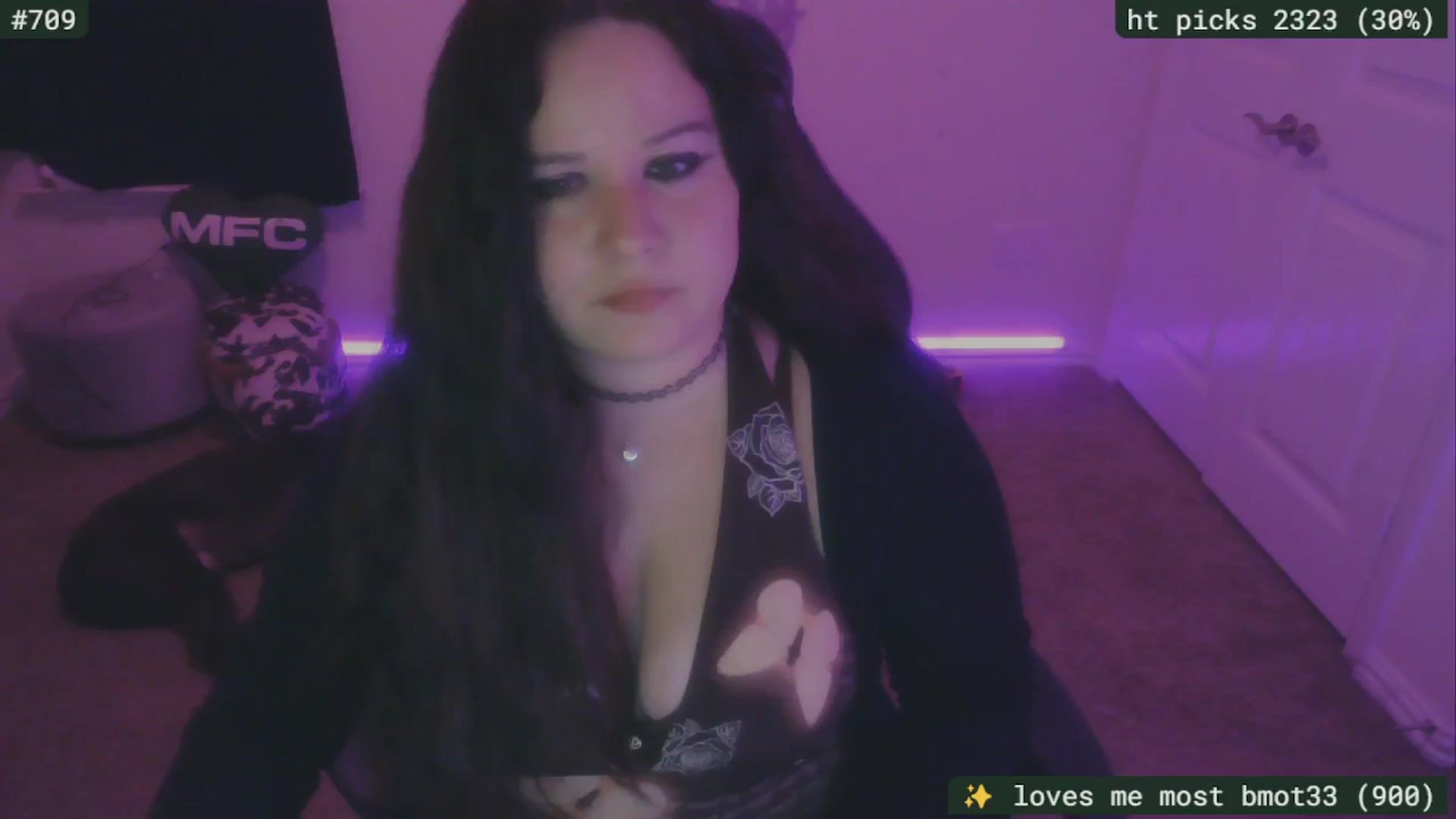 Gallery image thumbnail from SassySarah94's myfreecams stream on, 08/22/2025, 03:44 image 19 of 20