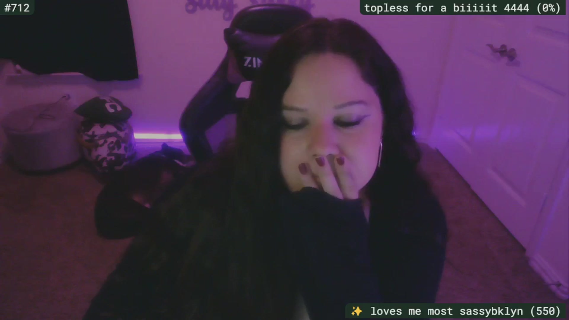 Gallery image thumbnail from SassySarah94's myfreecams stream on, 08/23/2025, 04:02 image 20 of 20