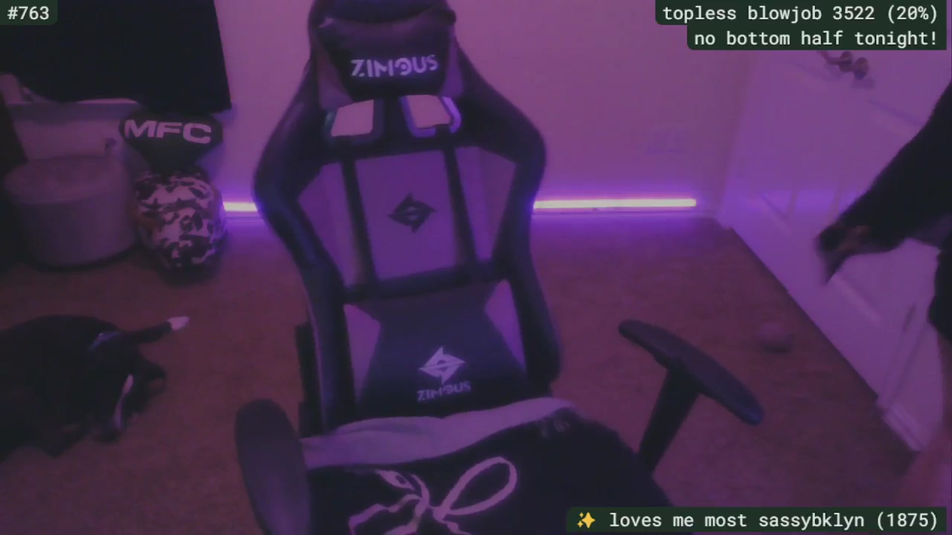 Gallery image thumbnail from SassySarah94's myfreecams stream on, 08/27/2025, 03:07 image 9 of 20