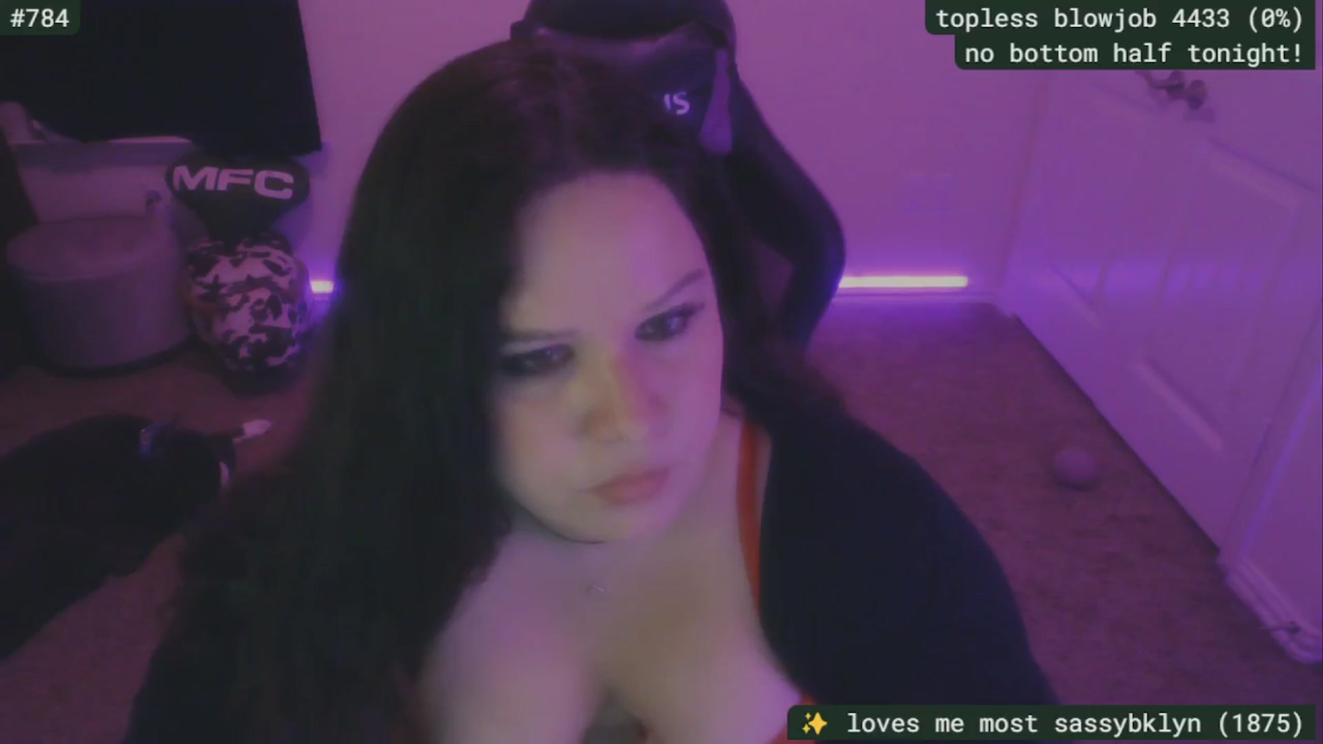Gallery image thumbnail from SassySarah94's myfreecams stream on, 08/27/2025, 03:07 image 3 of 20