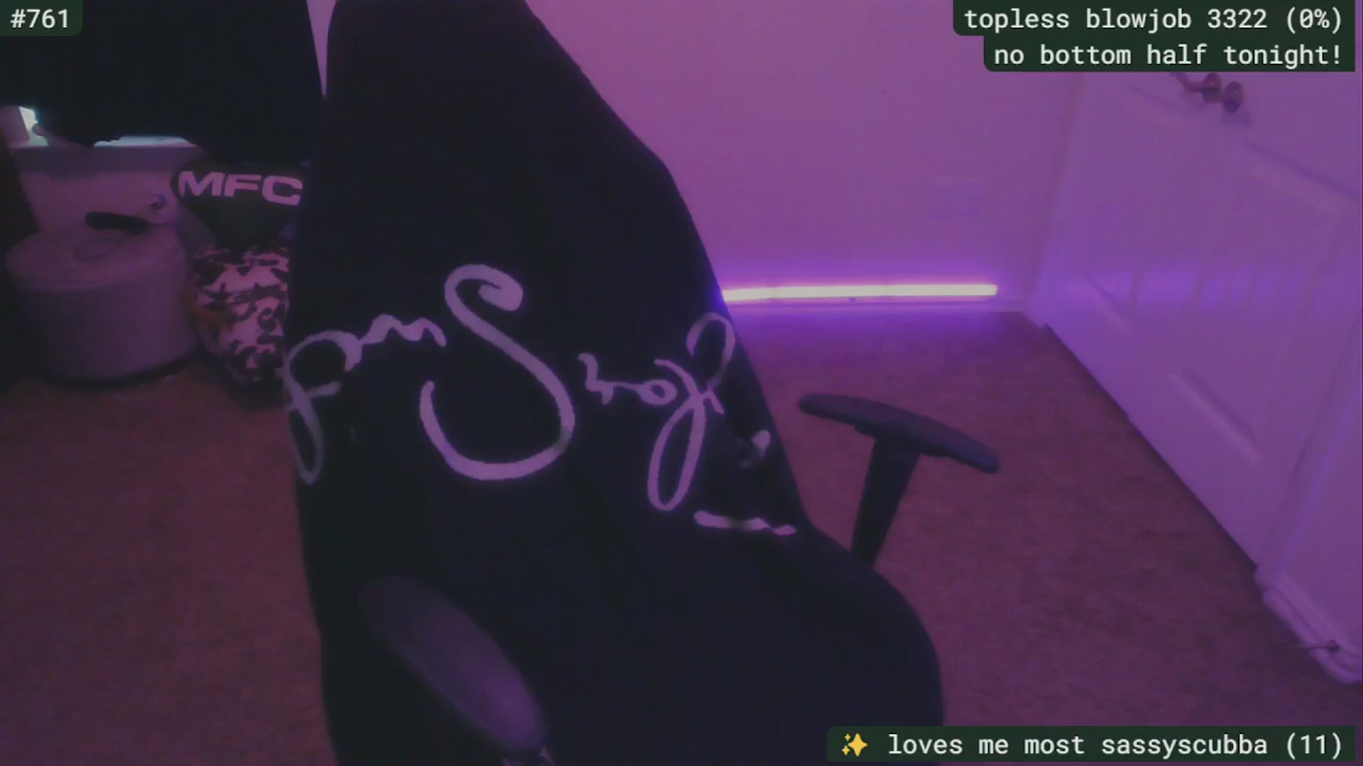 Gallery image thumbnail from SassySarah94's myfreecams stream on, 08/27/2025, 21:09 image 8 of 20