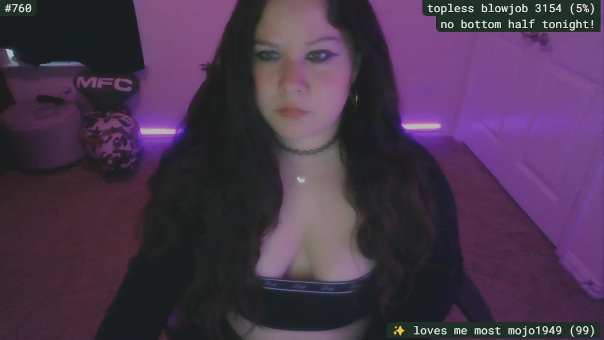 Gallery image thumbnail from SassySarah94's myfreecams stream on, 08/27/2025, 21:45 image 19 of 20
